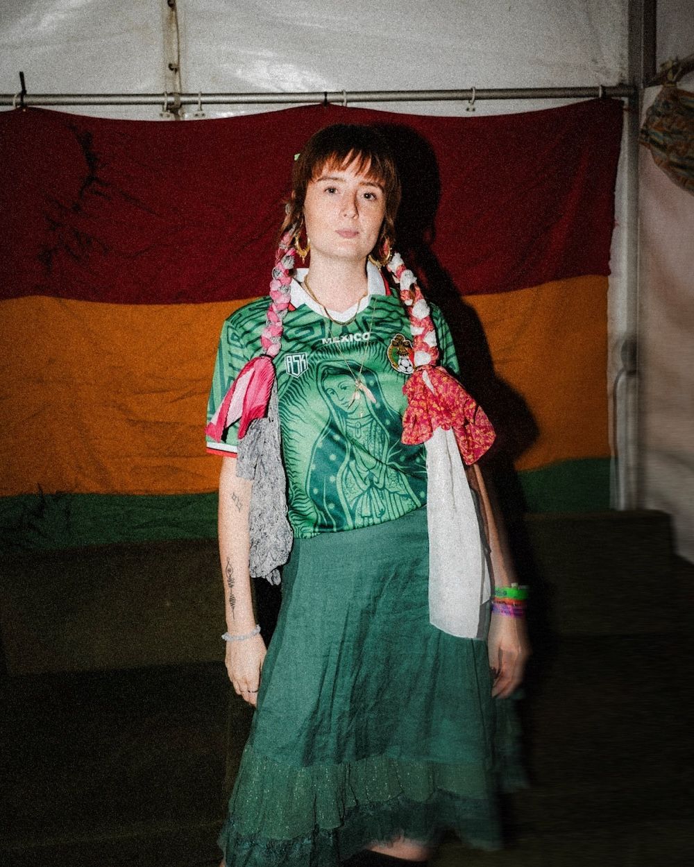 DEATHRADIO w/ Les Vins & Clara Rose