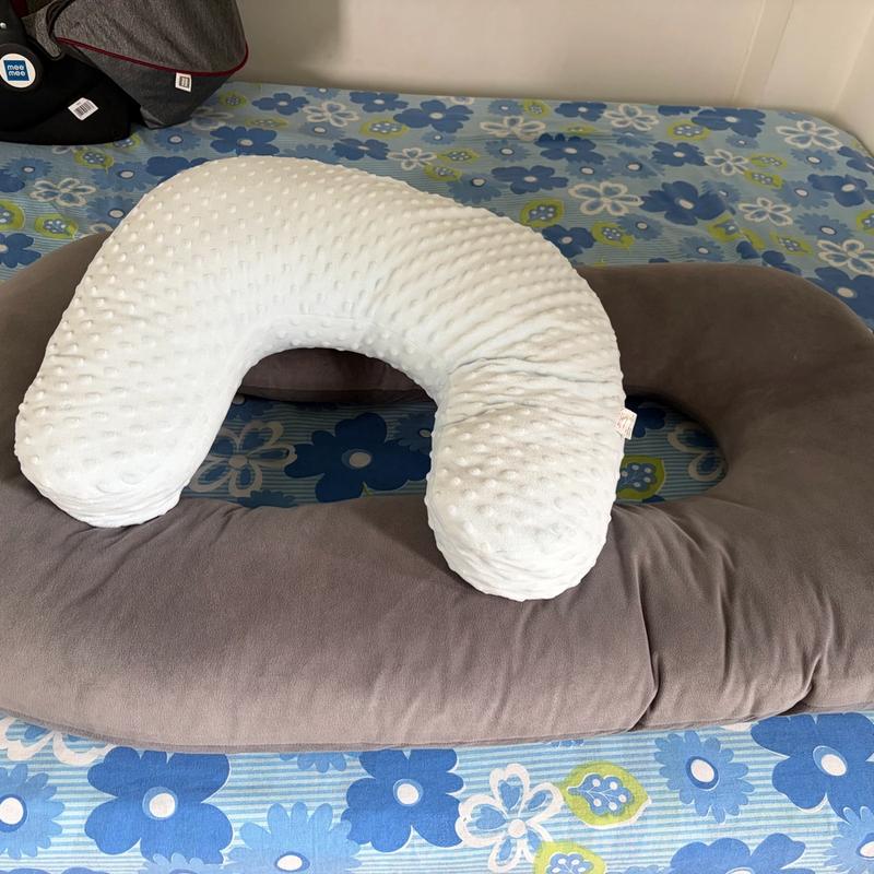 Pregnancy and Breastfeeding pillow 