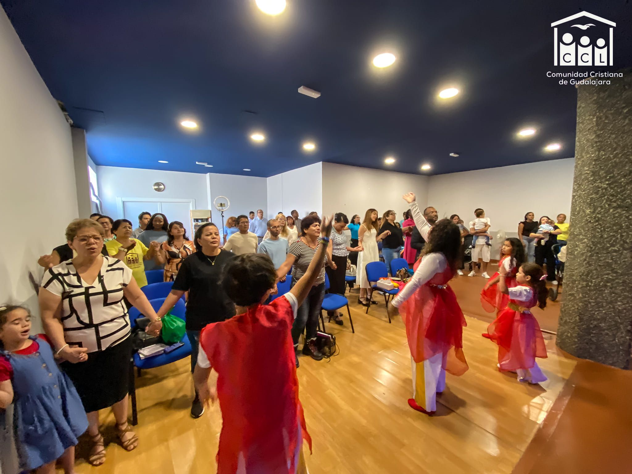 Cómo Unirte a Nuestra Comunidad