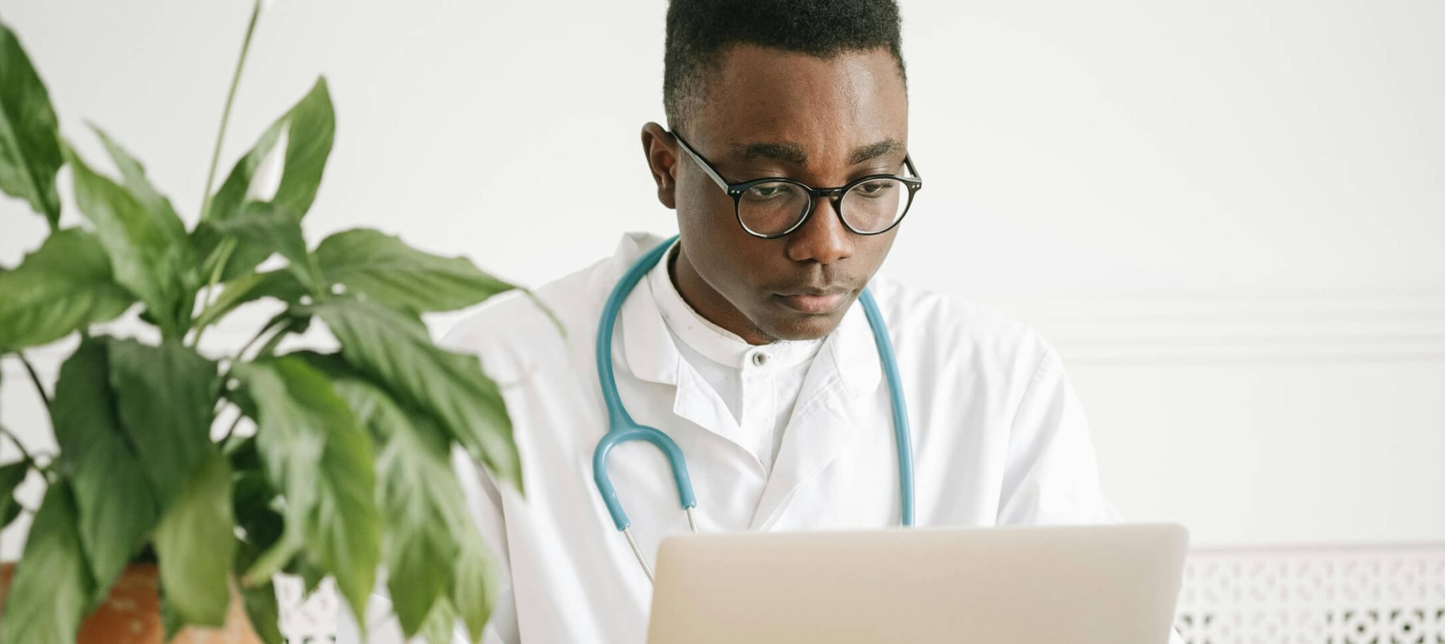 Virtual Weight Loss Doctor: How Telehealth is Changing Obesity Medicine (and What to Expect)
