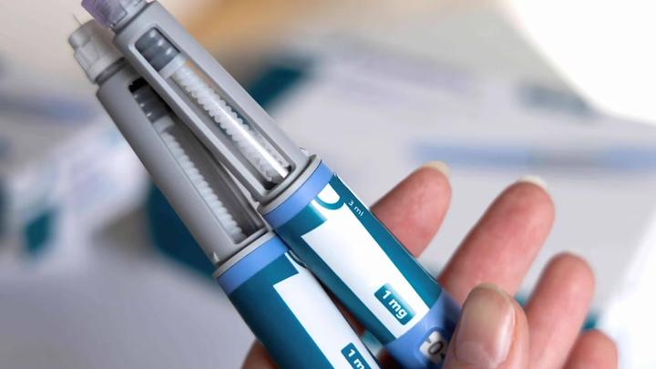 Semaglutide vs Tirzepatide: What's the Difference?