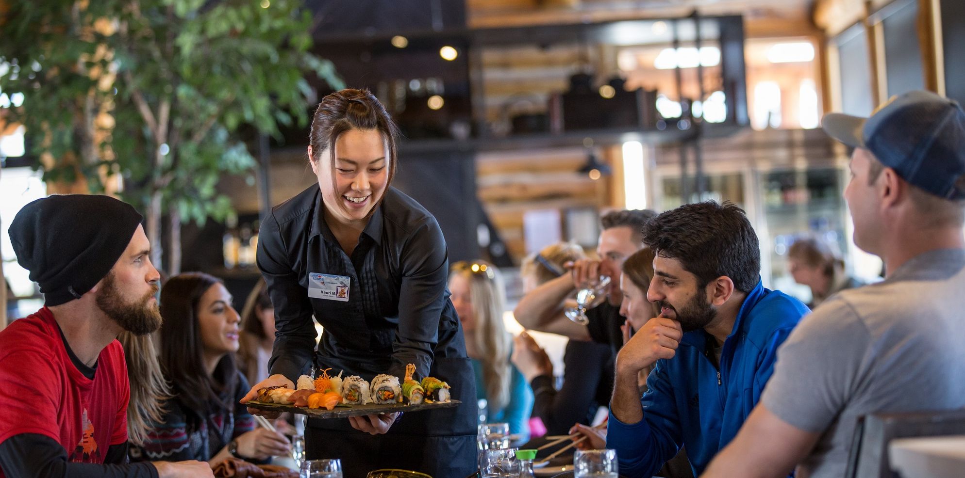 Groups and friends dining in Banff & Lake Louise, AB