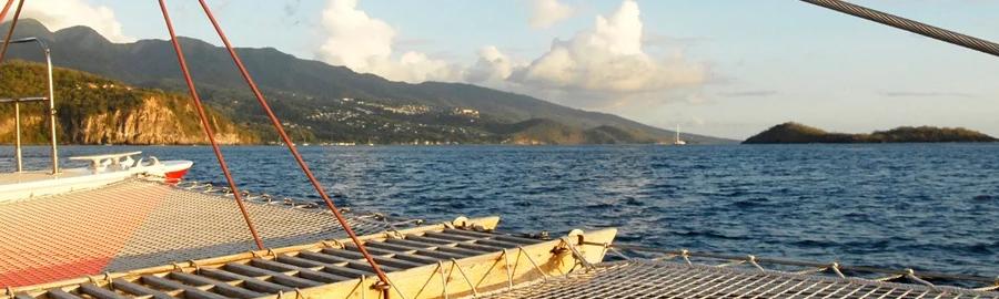Sortie catamaran 18m - Baie de Deshaies et Réserve Cousteau - Journée