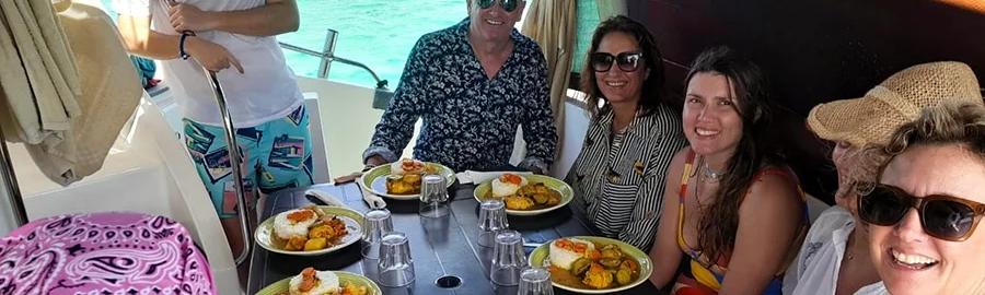 Motor Catamaran – Barrière de Corail, Caret, Fajou