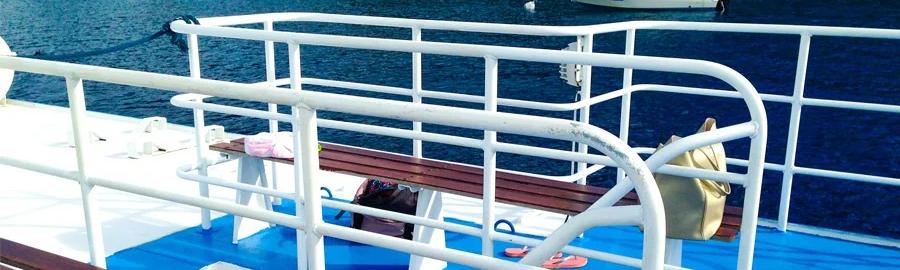 Visite et baignade Réserve Cousteau en bateau avec fond de verre