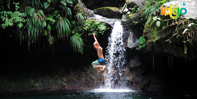 Bassin Paradis, a thermal spring in Guadeloupe