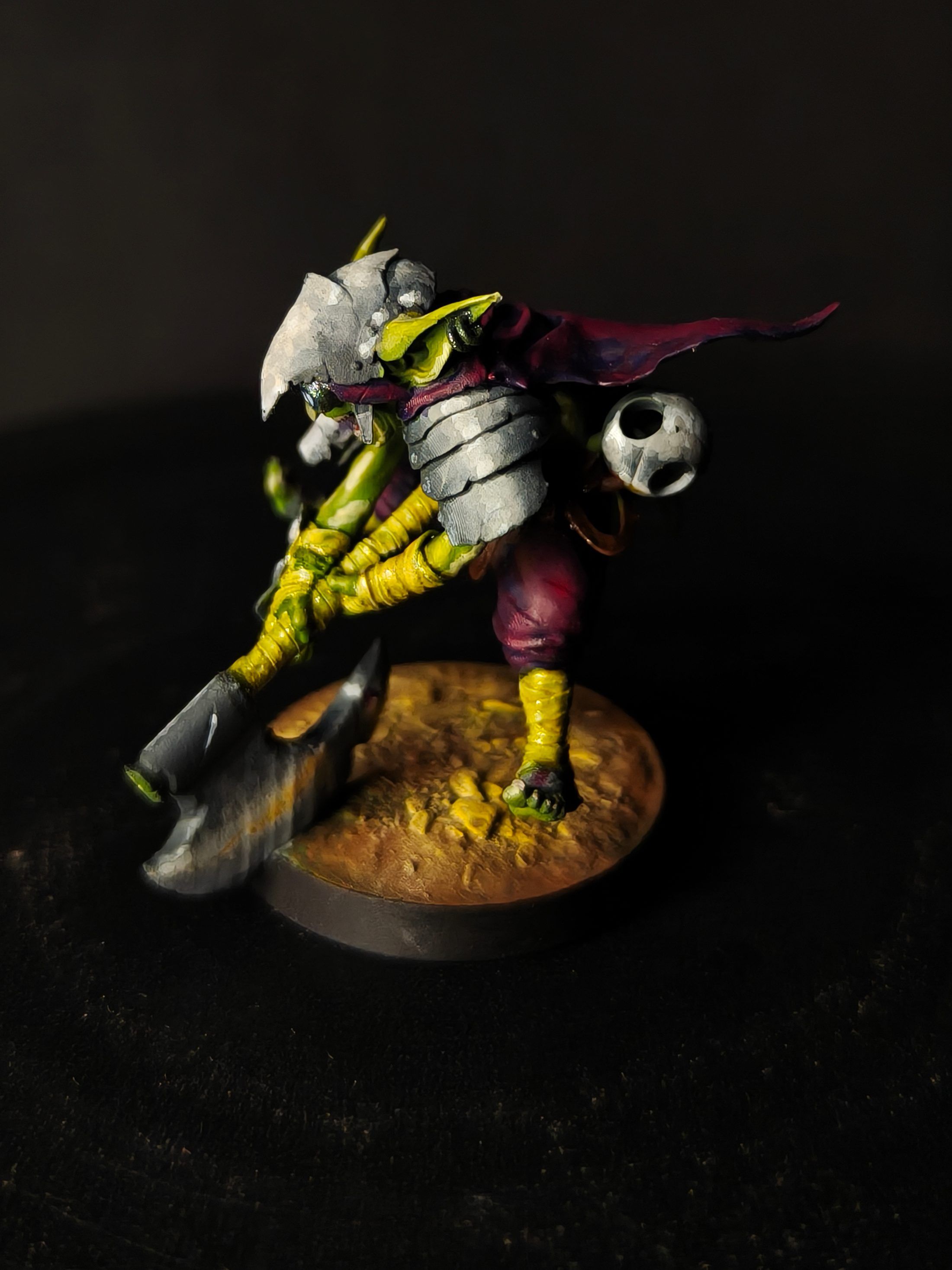 Crooked Goblin - Grinning Blade