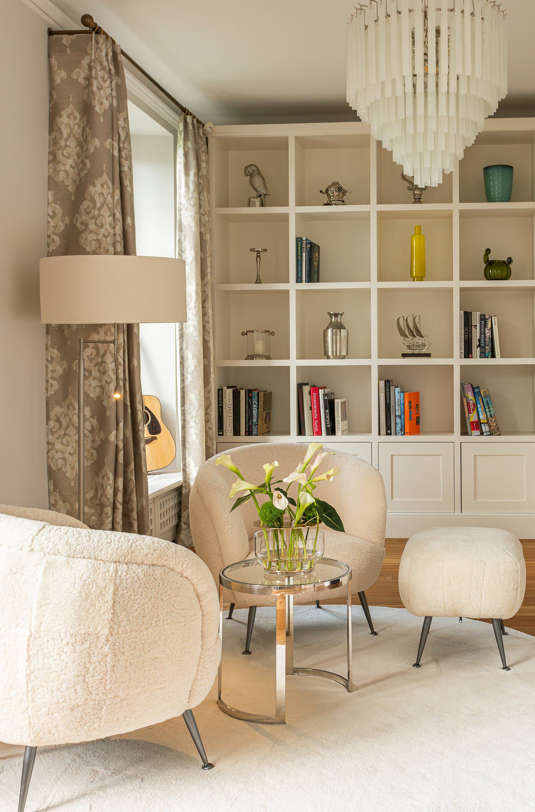 Villa Perla_Library