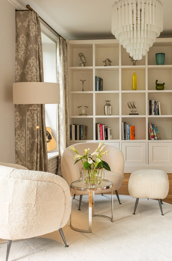 Villa Perla_Library