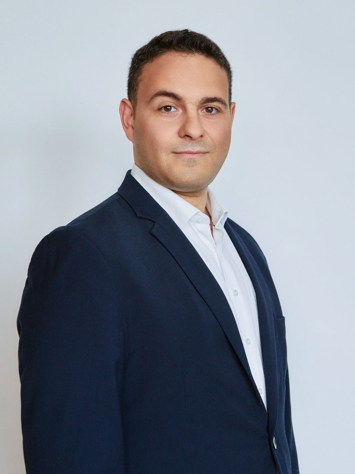 Dr. med. Amyad Raduan - Specialist in Precision and Longevity Medicine