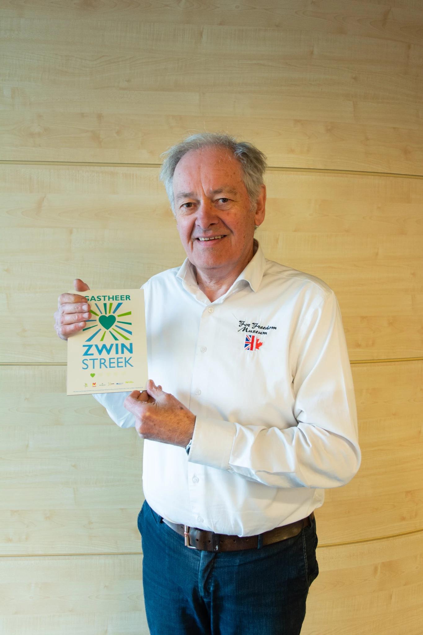 Gastheer Danny Jones