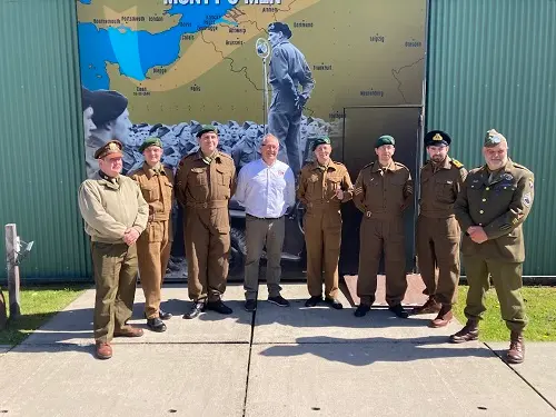 Groepsfoto - 30 Assault Unit Reenactors