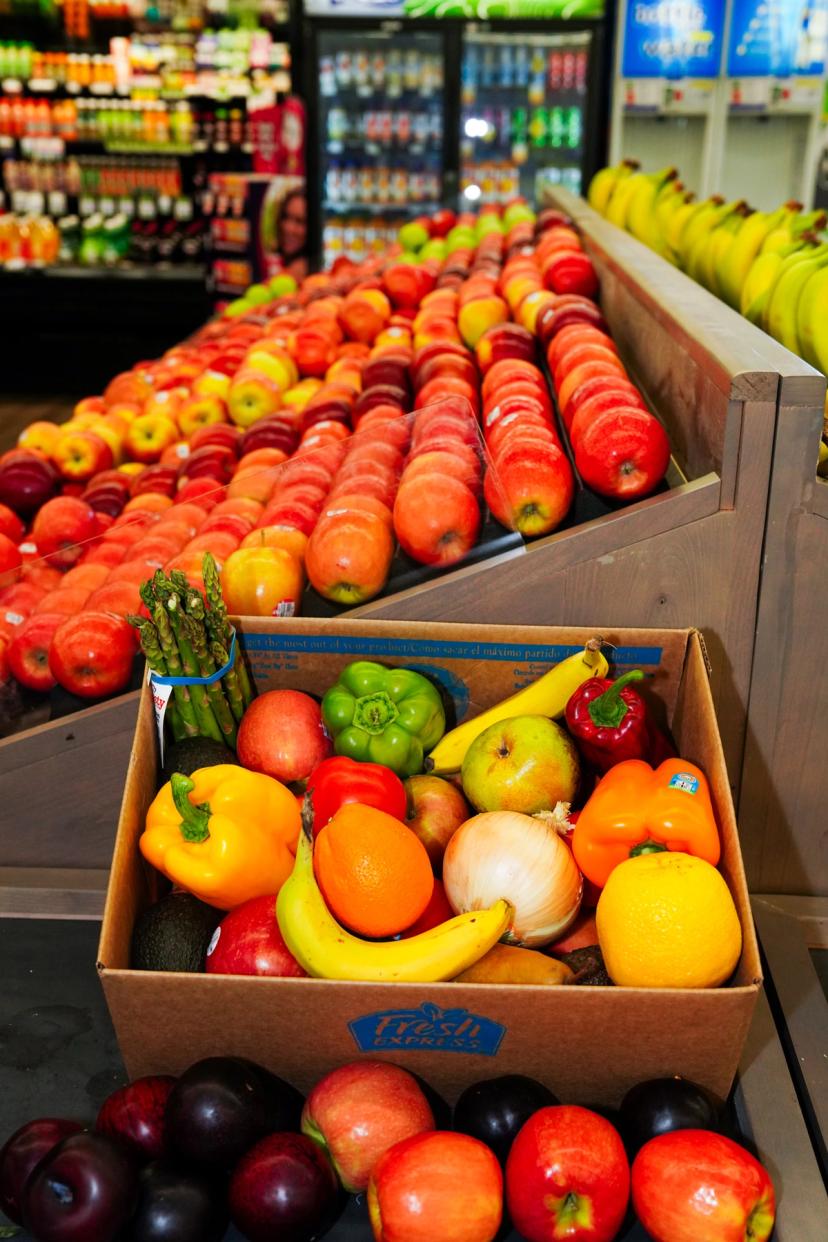 Survey Reveals Majority of Americans Plan to Cook at Home More in 2025 To Save Money
