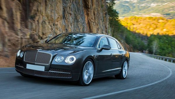 BENTLEY FLYING SPUR