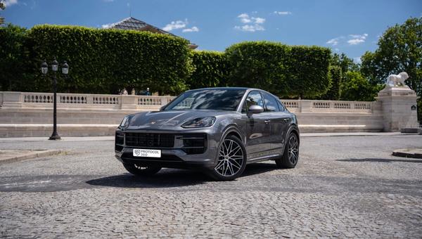 PORSCHE Cayenne S coupe