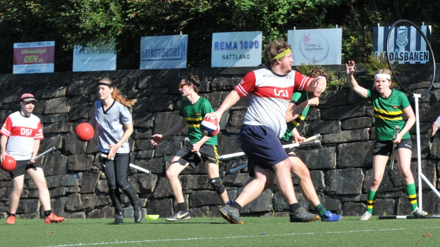 OSI Quadball playing against NTNUI Rumpeldunk in league games in Bergen in 2024 ((CC BY-NC 4.0) Stein Elgethun)