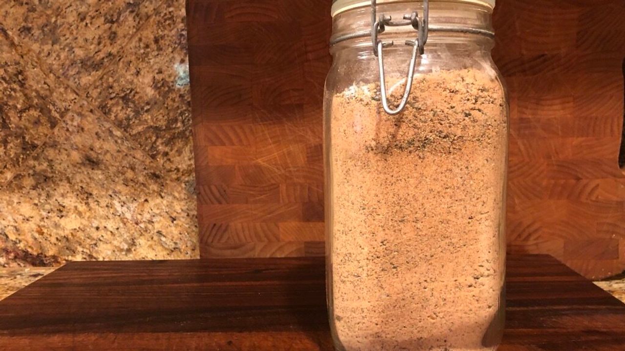 Cover Image for Homemade Seasoned Salt