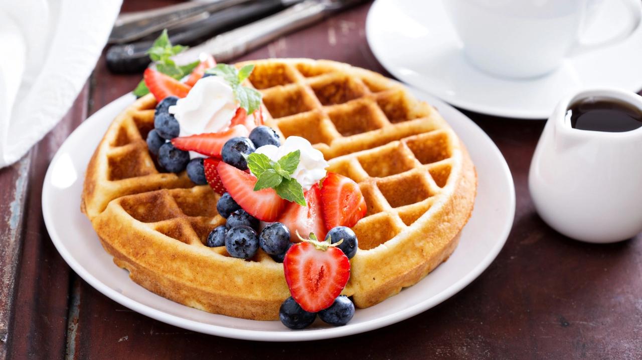 Cover Image for Fluffy Buttermilk Waffles
