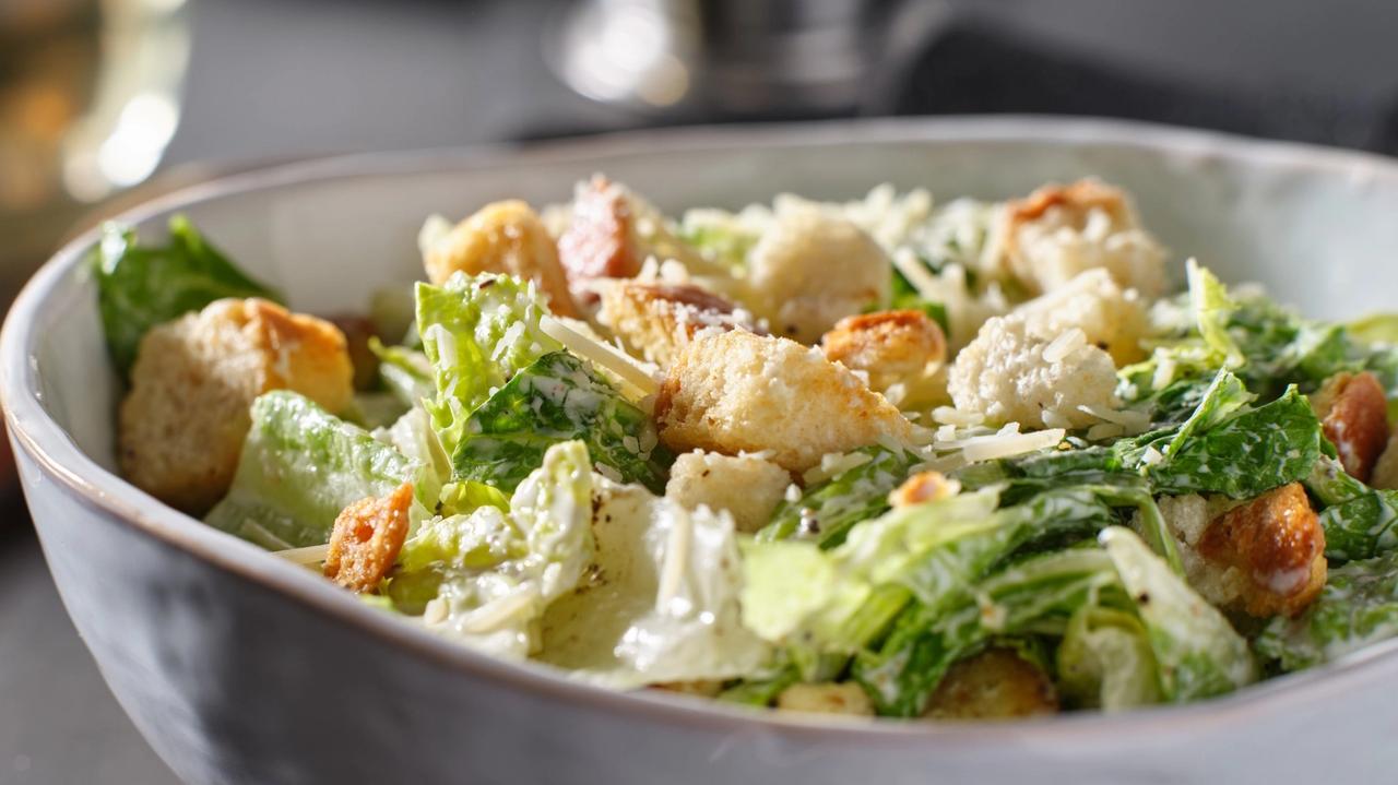 Cover Image for Creamy Caesar Salad Dressing