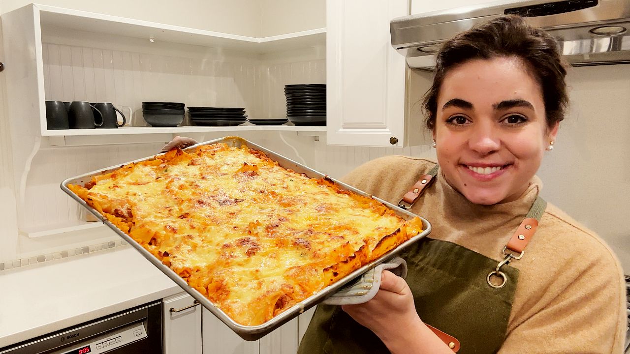 Cover Image for Crispy Sheet Pan Lasagna 