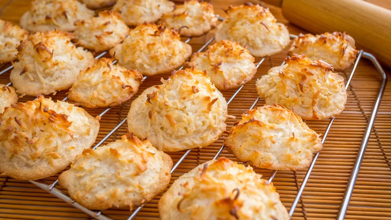 Cover Image for Coconut Macaroons