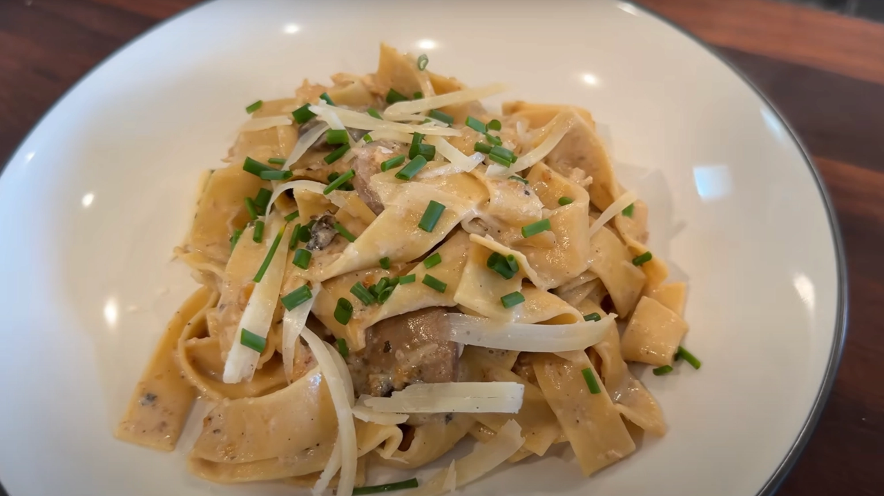 Cover Image for Slow Cooker Chicken Tetrazzini
