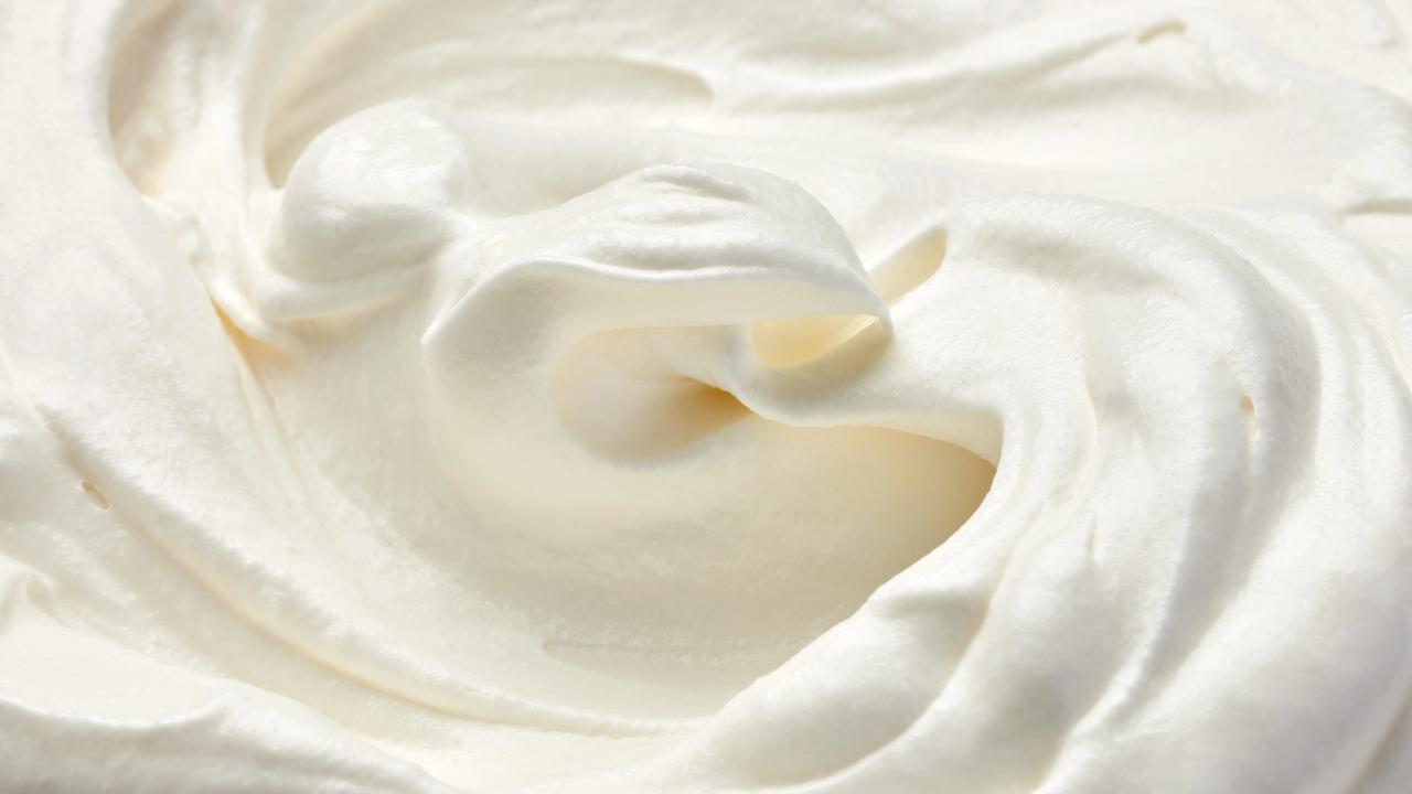 Cover Image for Mascarpone Whipped Cream/Frosting