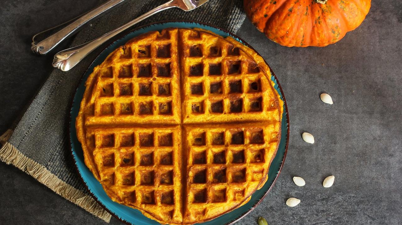 Cover Image for Pumpkin Waffles