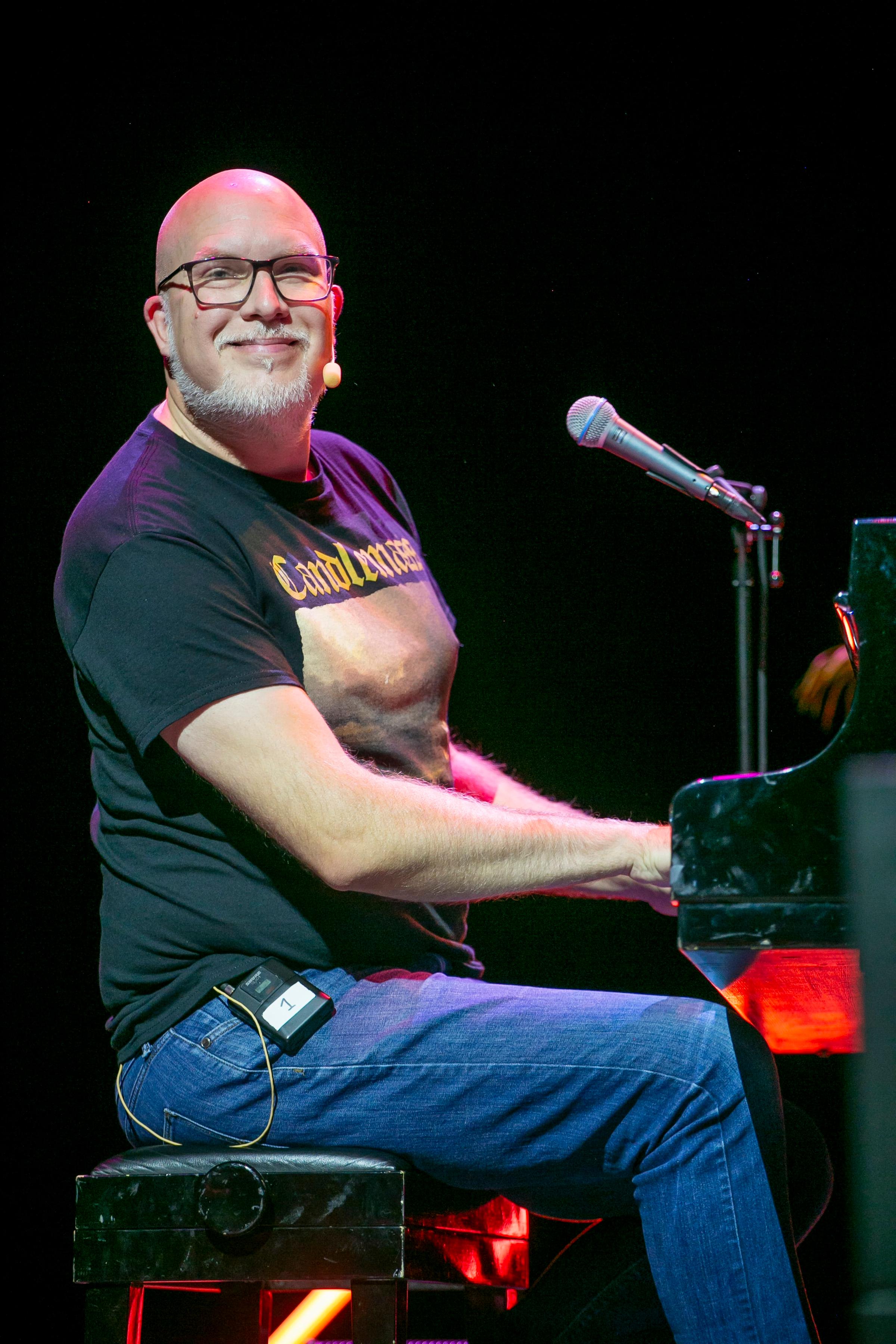 Bild på Mark Deeks som inledde TechHeads 2024