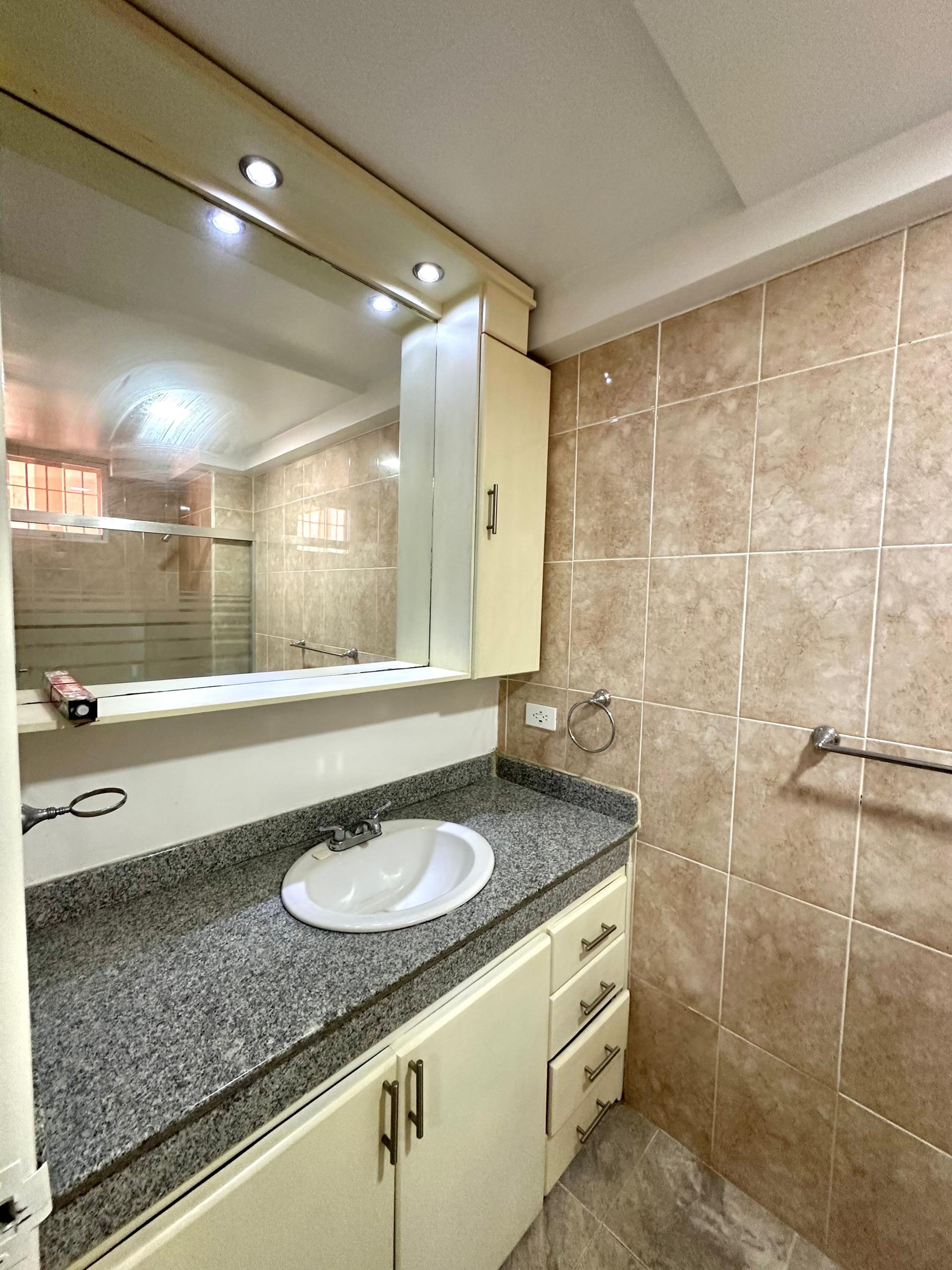 Apartamento totalmente amoblado en Pueblo Nuevo — foto 7