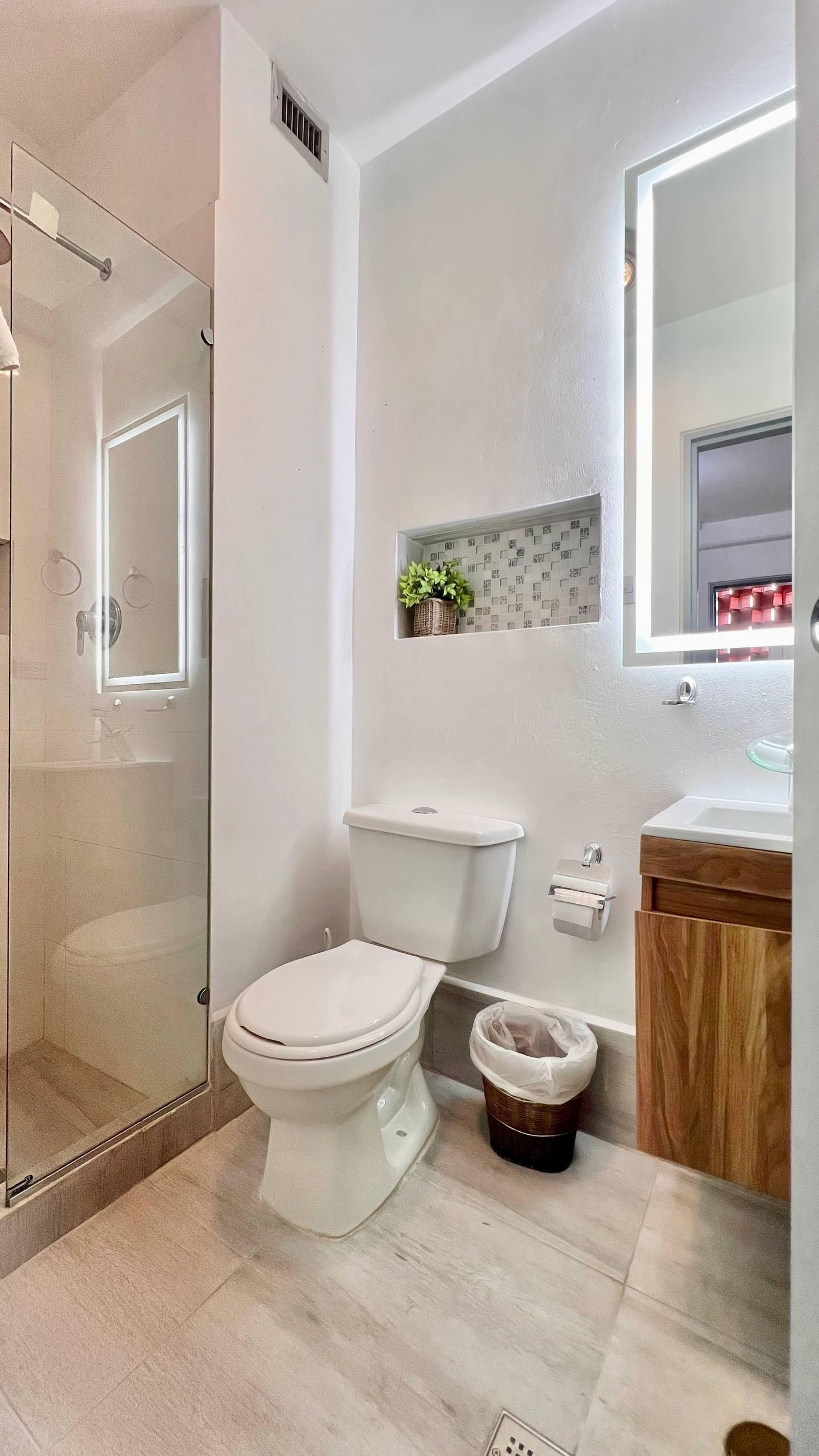Apartamento remodelado de 3 habitaciones en Piso 1 con piscina y parrillera — foto 8