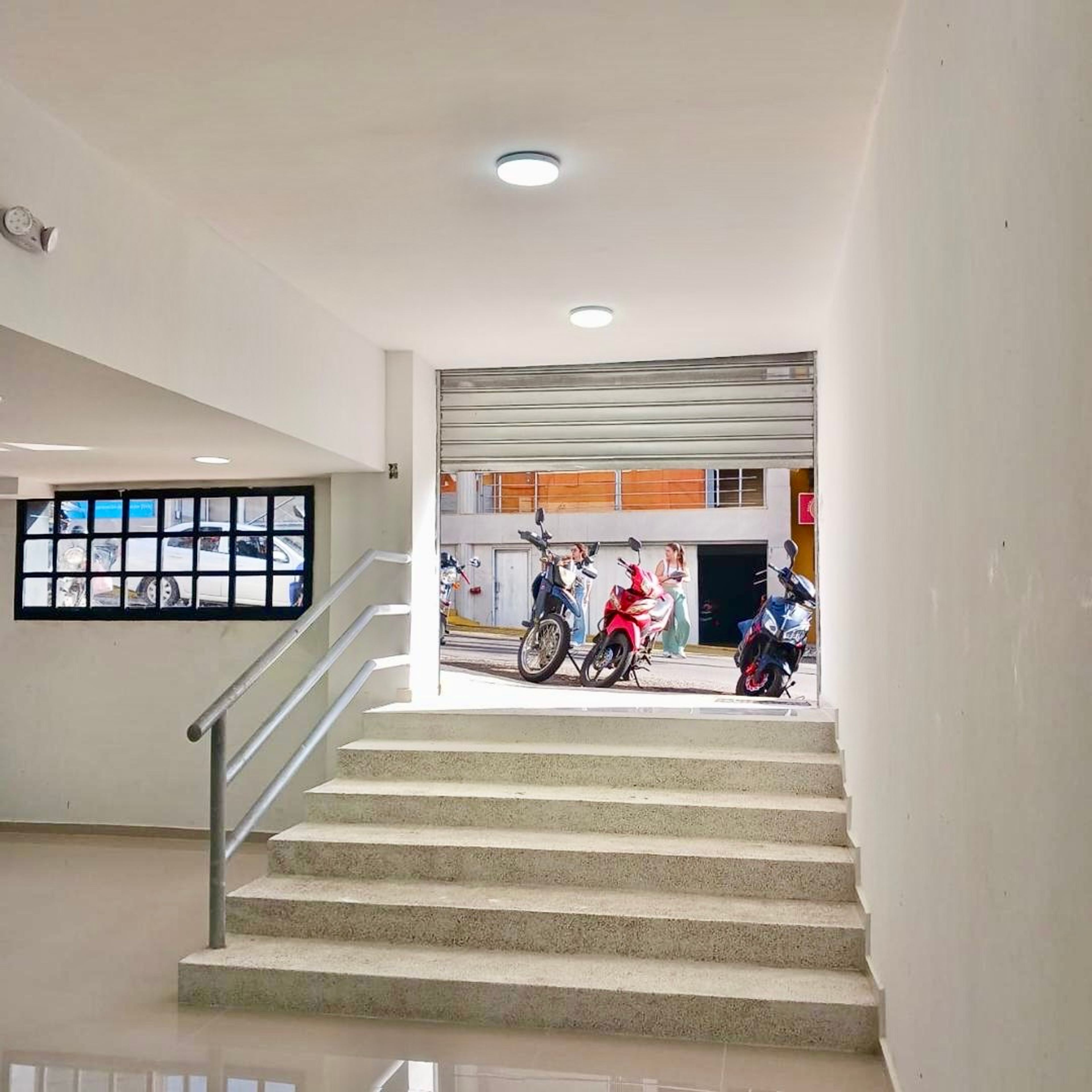 Inmueble comercial de 512 m² en esquina estratégica de Barrio Obrero con financiamiento  — foto 2