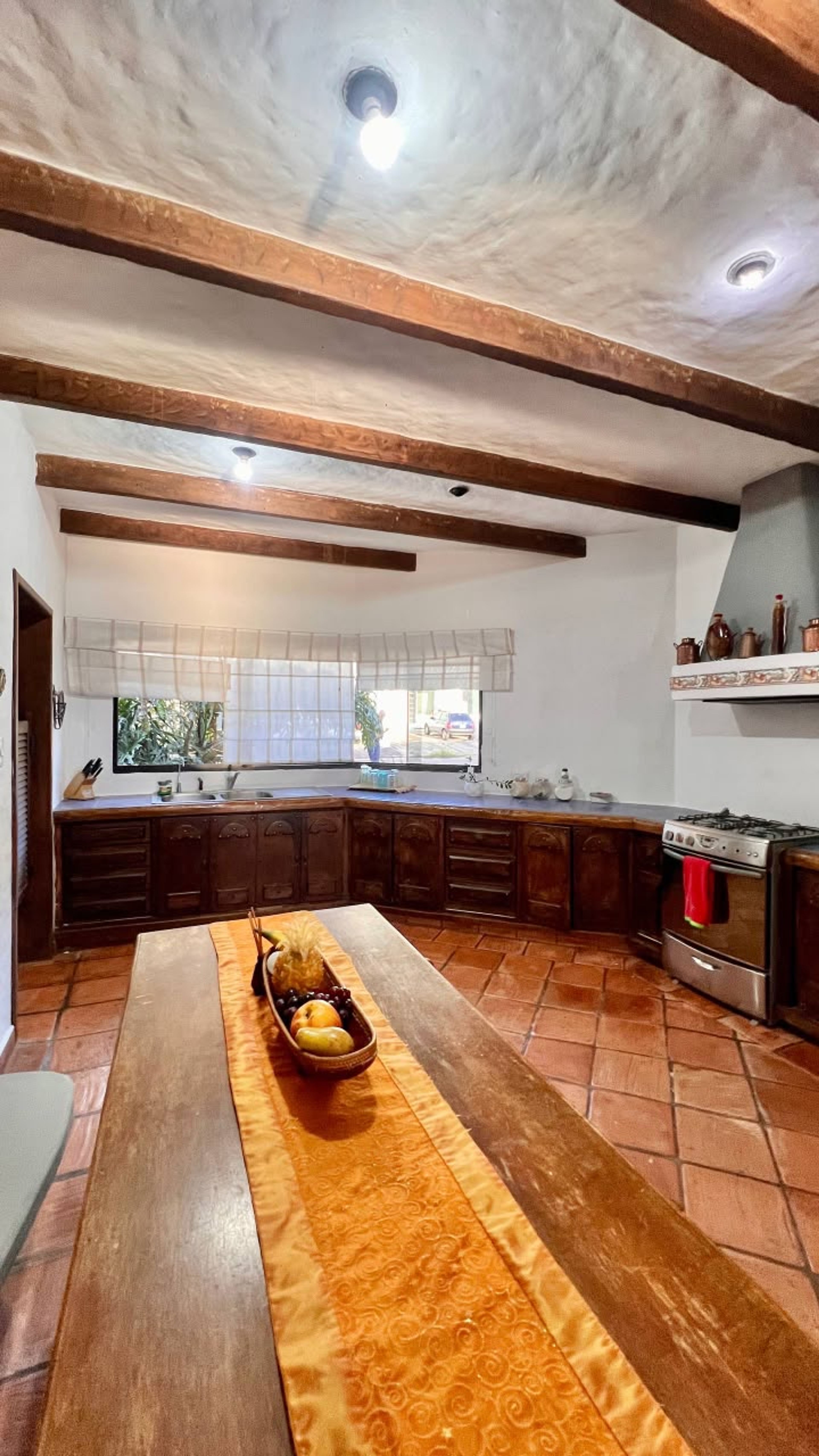 Imponente residencia de 560 m² con terraza y jardín en Colinas de Pirineos — foto 13