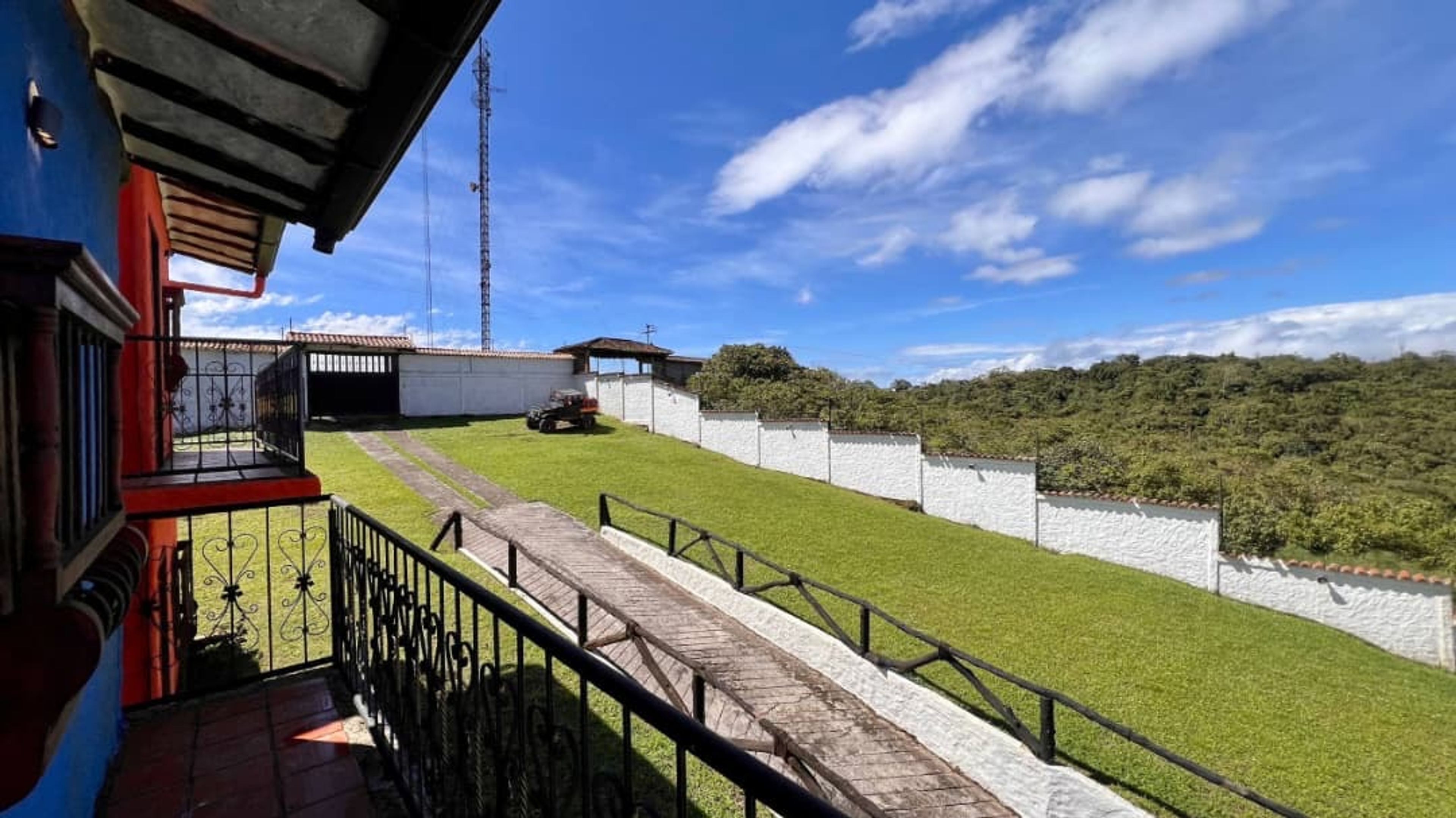 Imponente casa de campo de 4.926 m² en Loma del Viento ideal para desarrollo turístico — foto 12