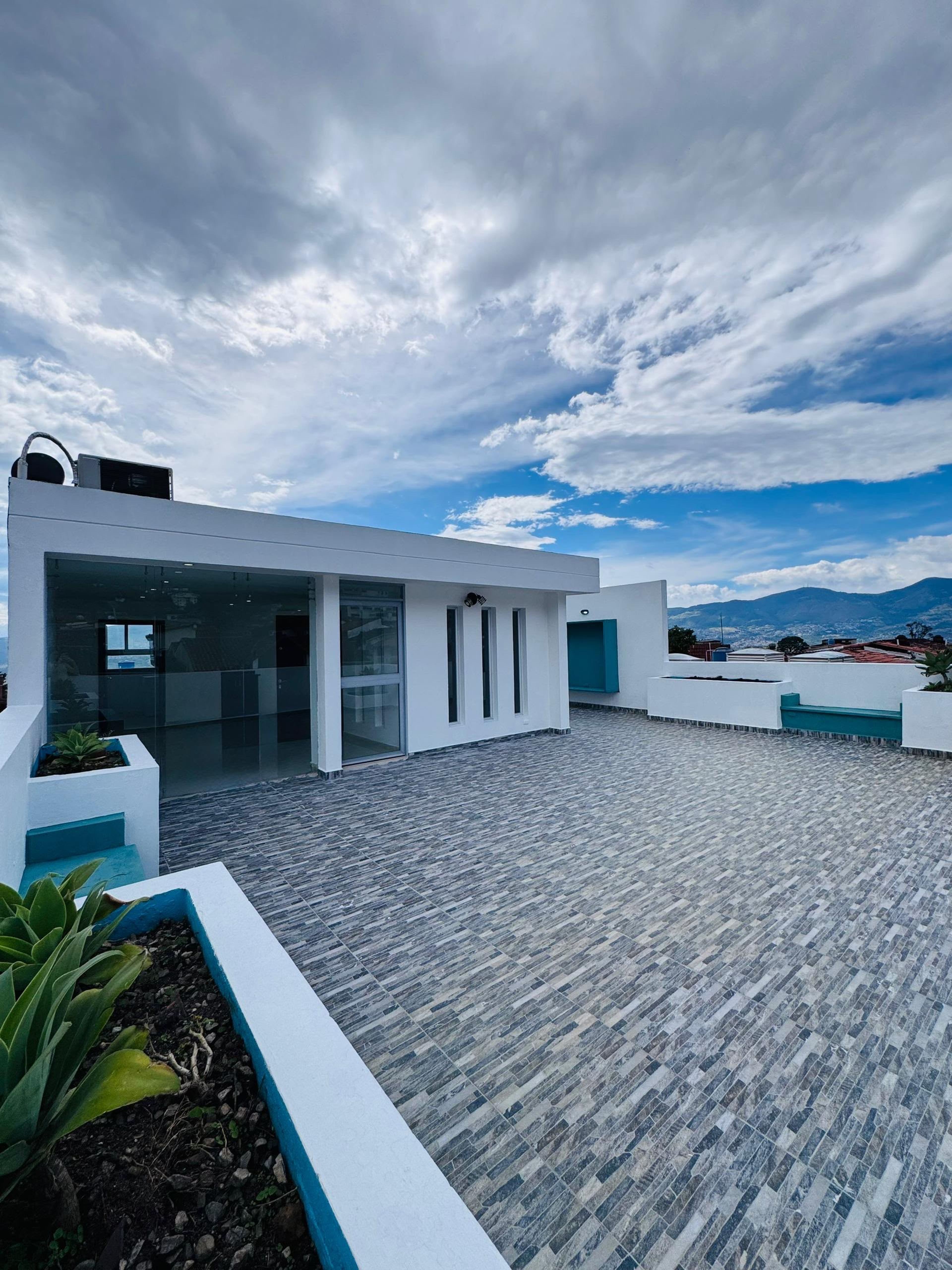 Casa de 3 niveles con piscina y cascada en Urb. Agua Clara — foto 10