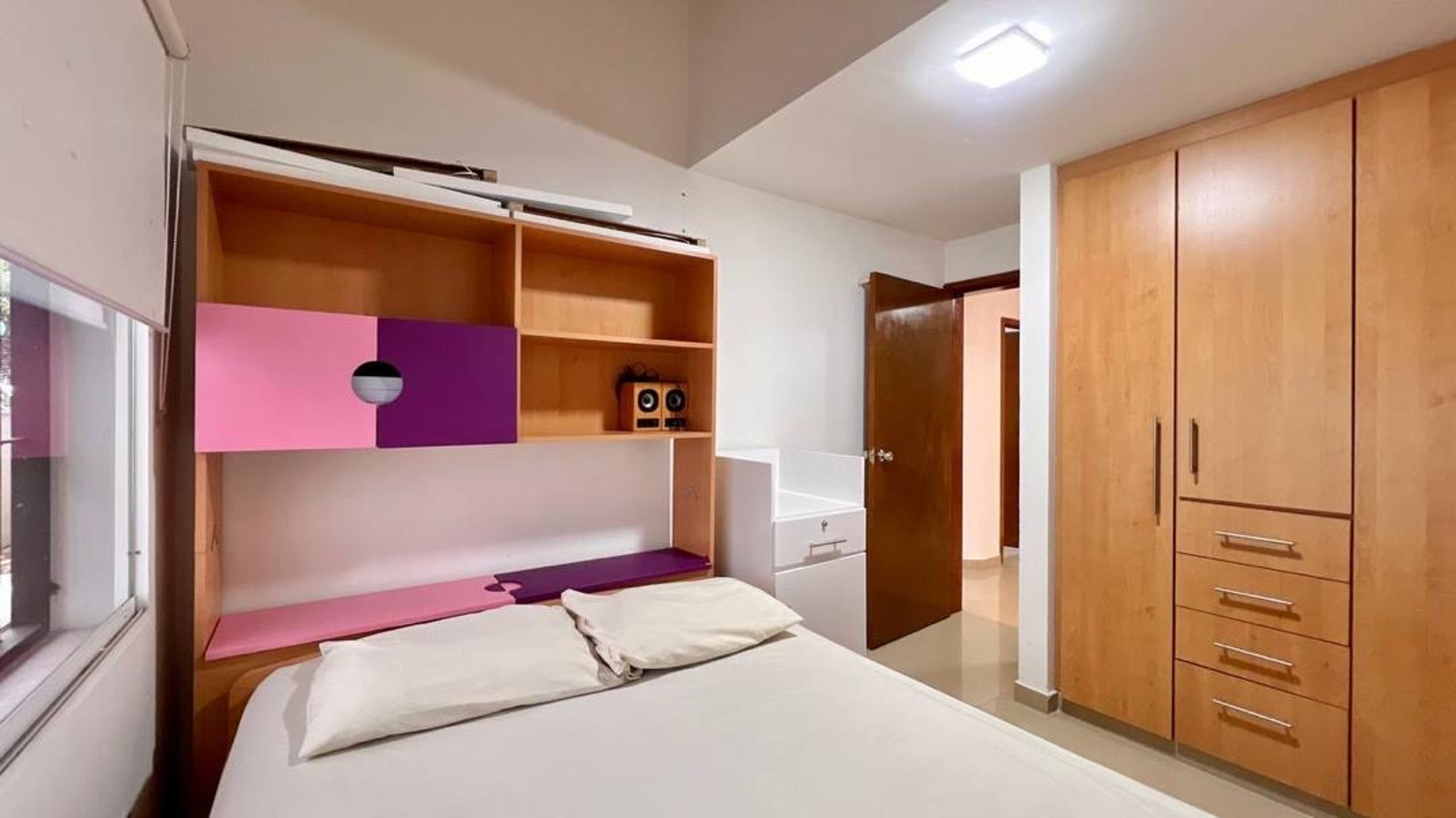 Casa moderna de 3 niveles en Terrazas de Pirineos — foto 11
