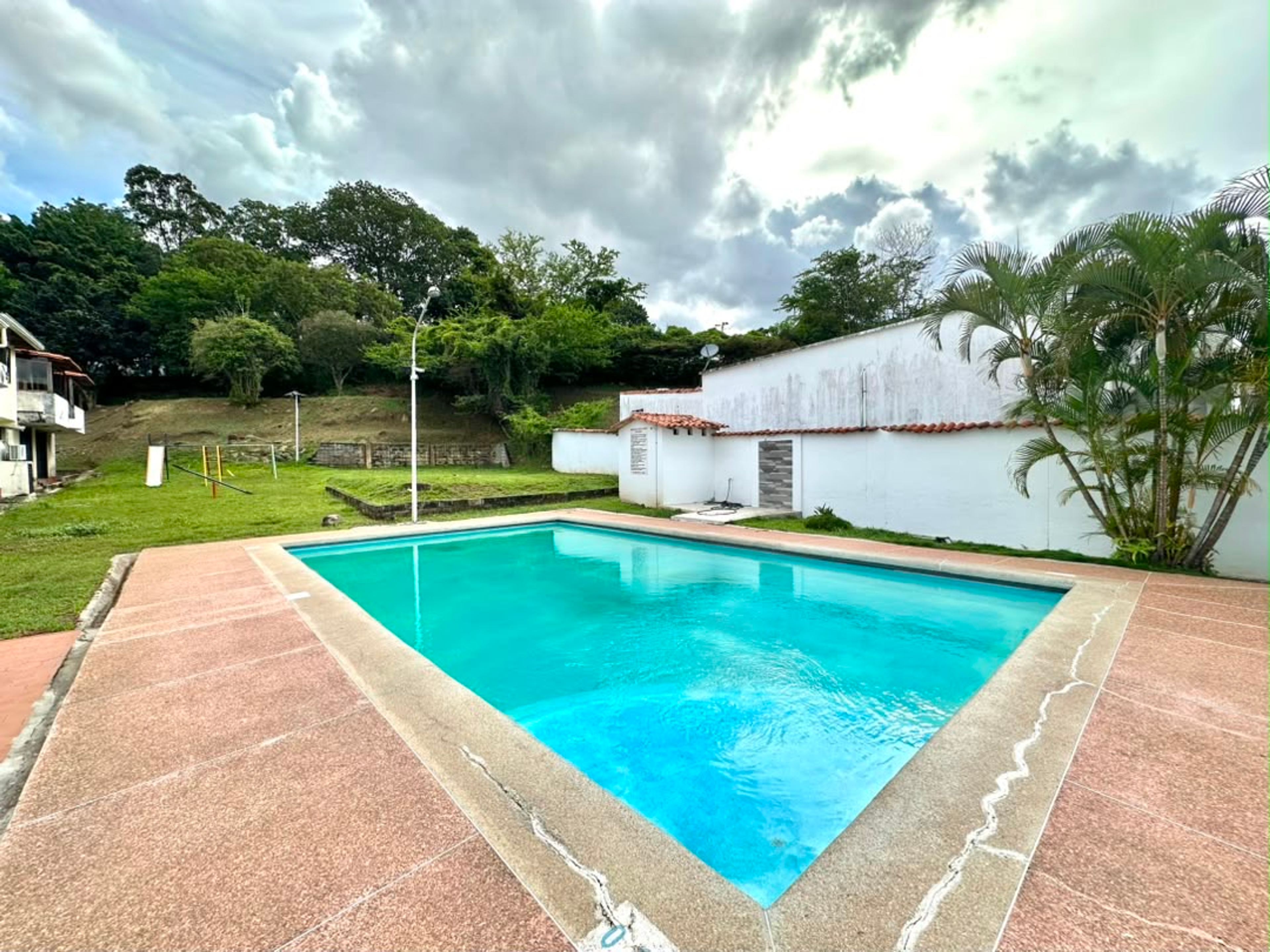 Casa en urbanización privada por el Democrata  — foto 10