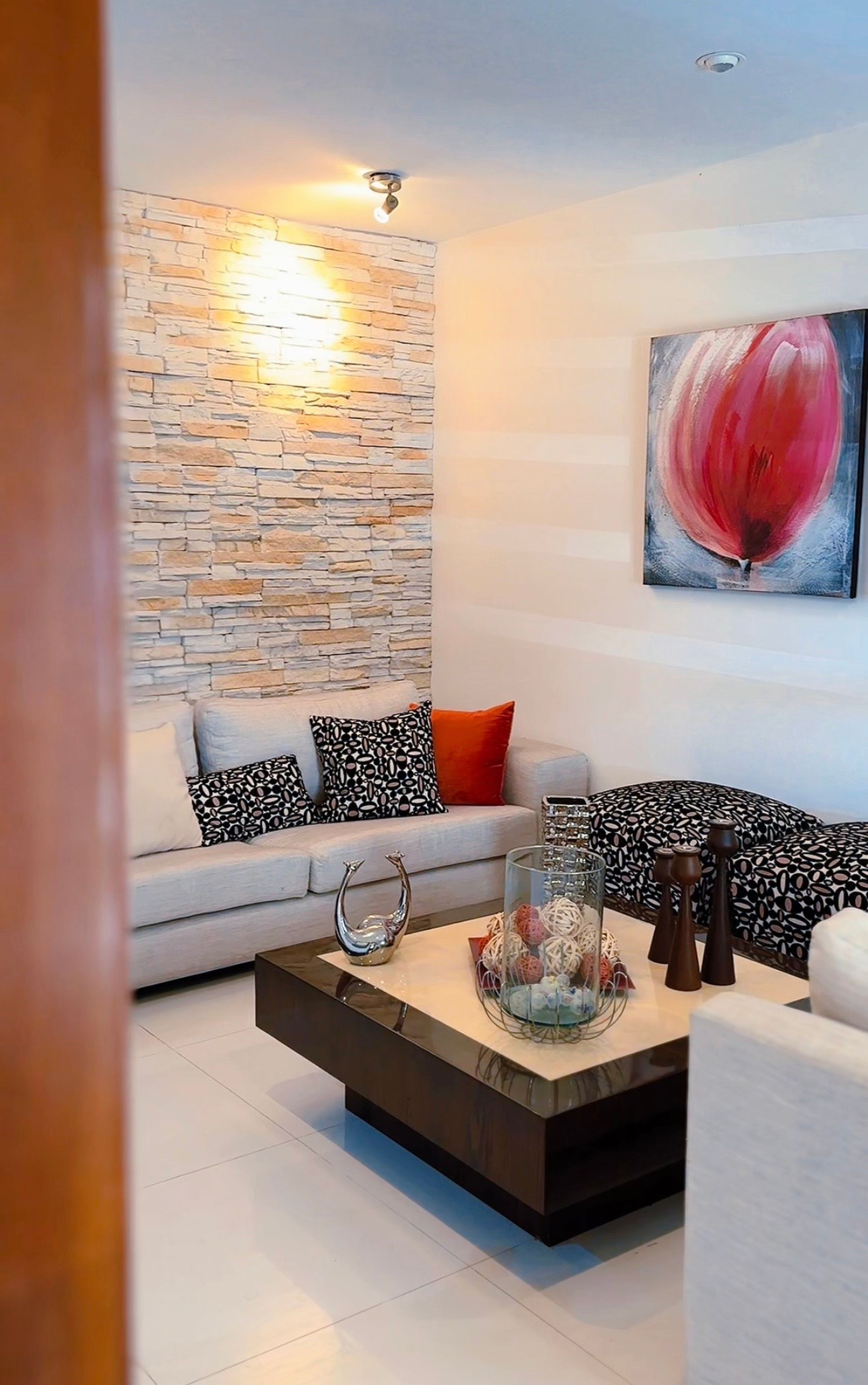 Casa de diseño contemporáneo en Colinas de Pirineos — foto 4