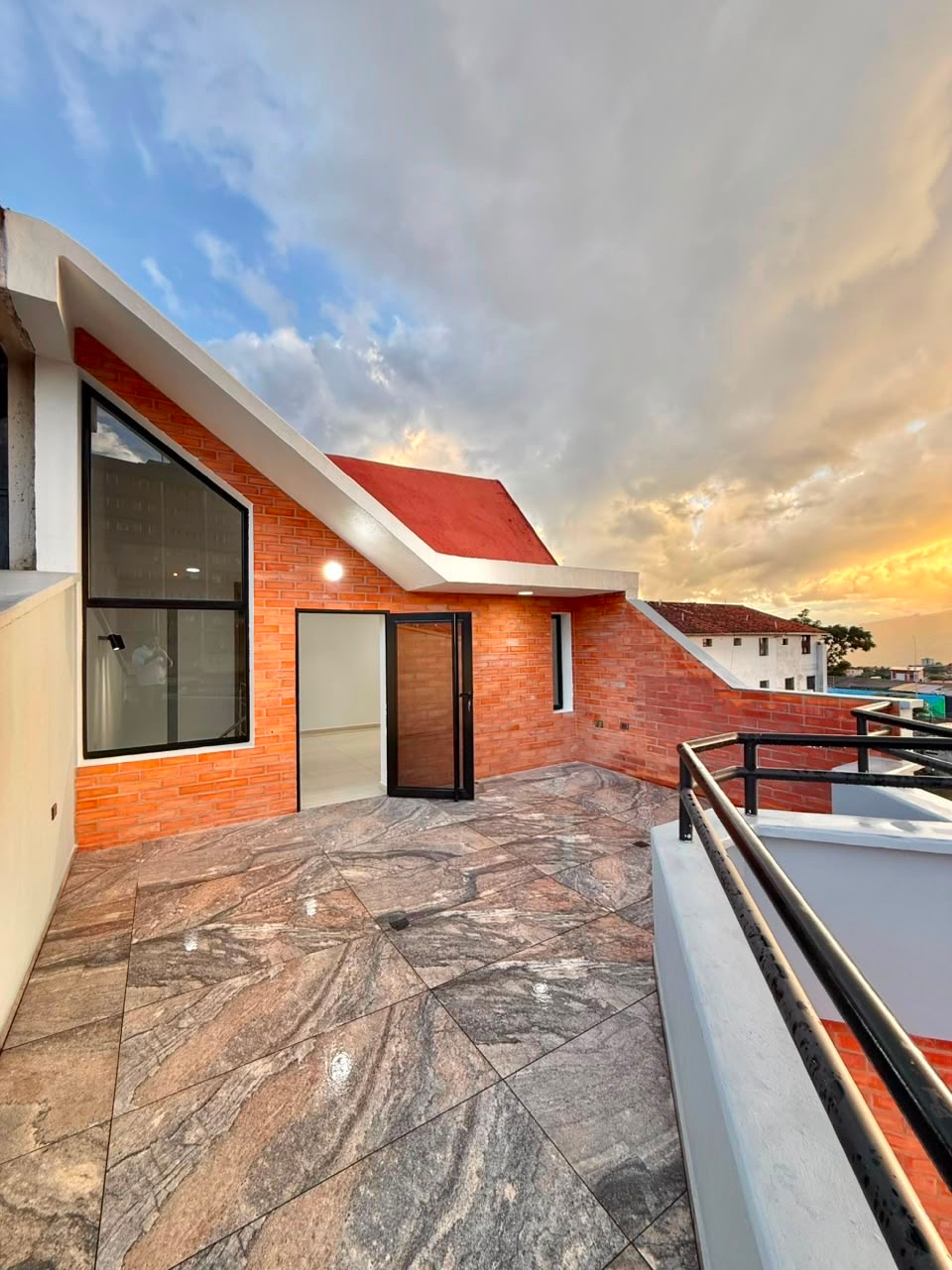 Casa de lujo a estrenar  en Urbanización Santísima Trinidad, Pueblo Nuevo — foto 9
