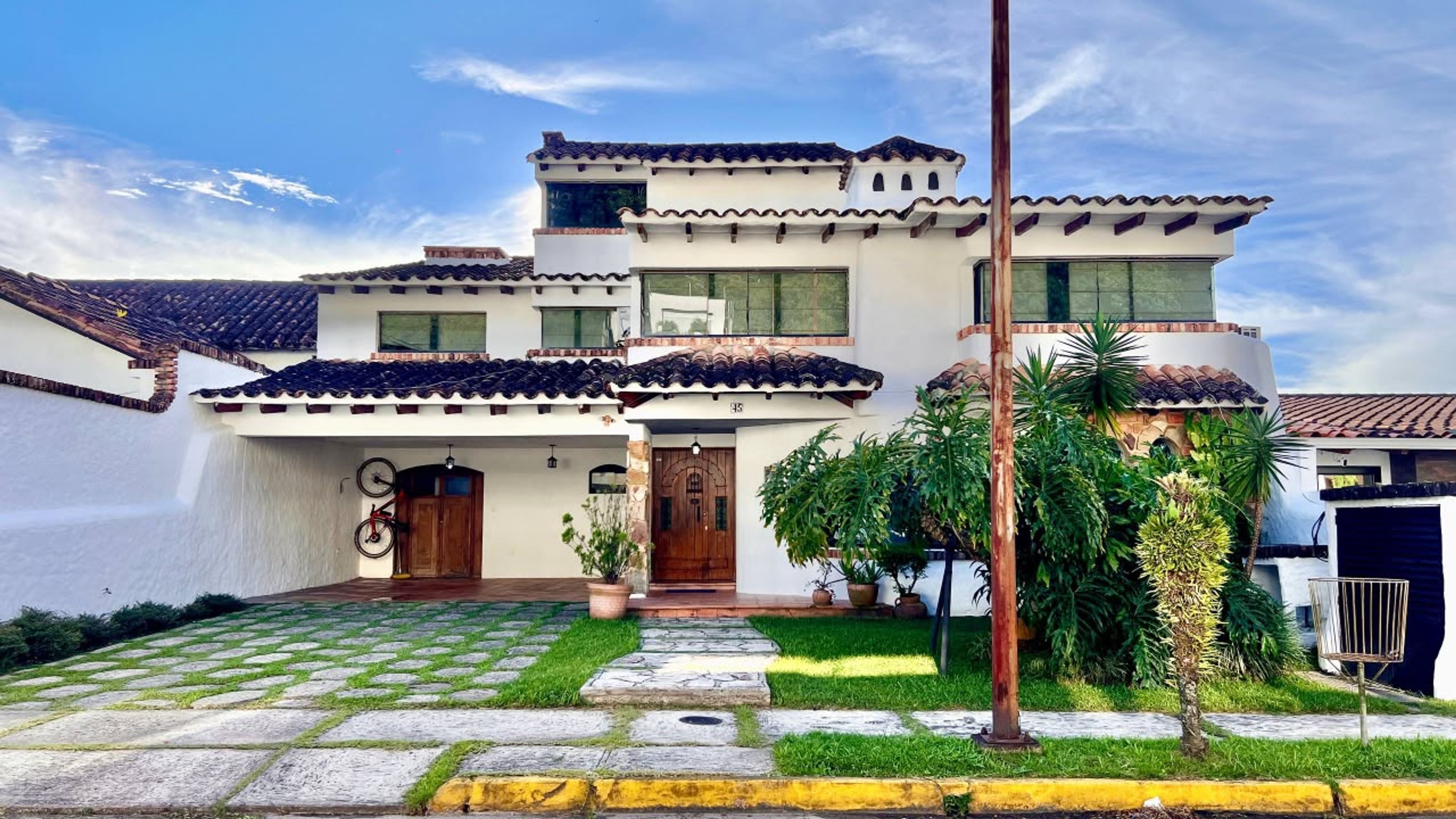 Casa o Townhouse en Colinas de Pirineos, San Cristóbal — foto 1