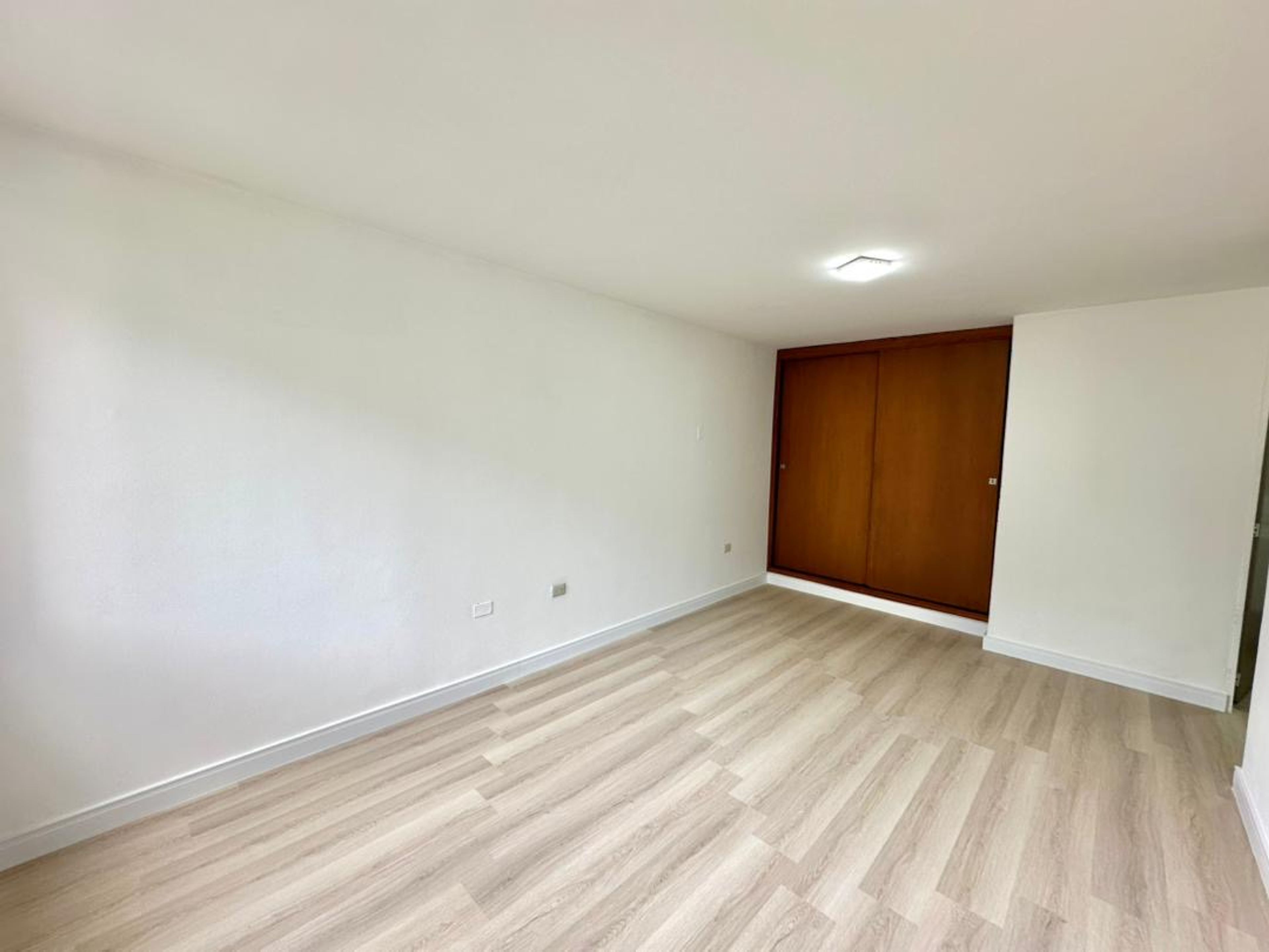 Moderno apartamento remodelado en Edificio Los Jabillos — foto 6