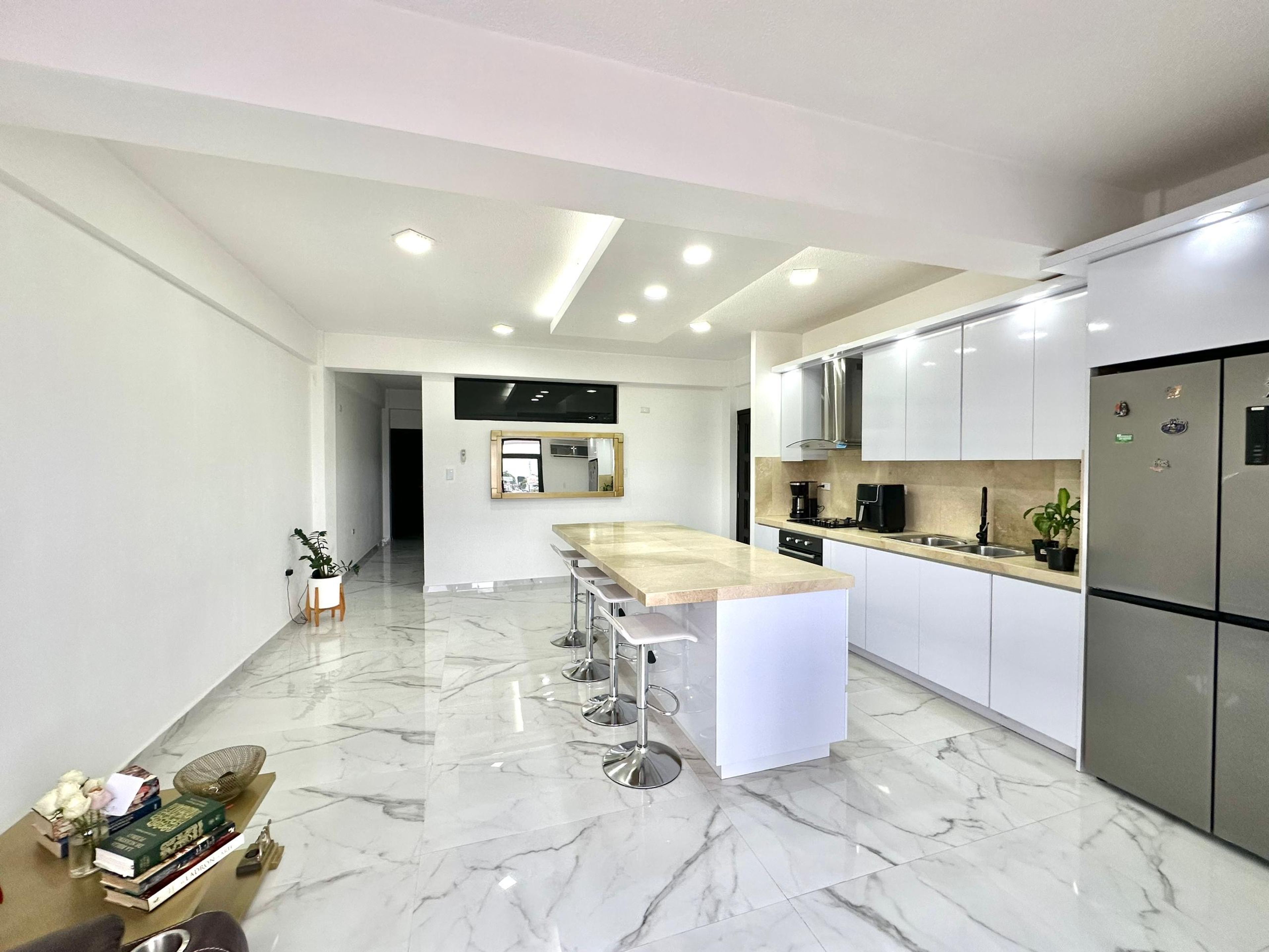 Apartamento con terraza en Kavanayen Suites, Las Acacias — foto 10