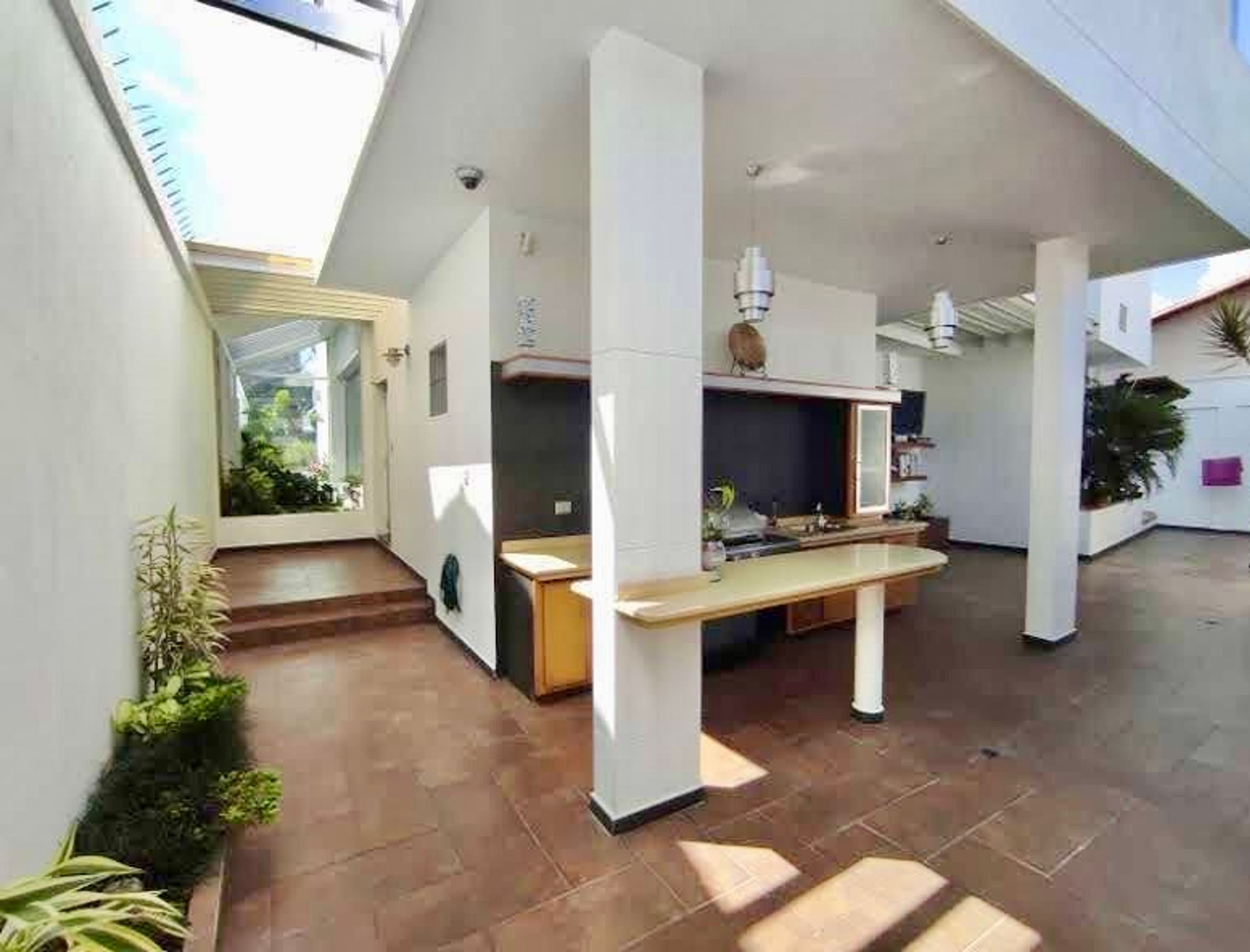 Casa de lujo amoblada de 483 m² con gimnasio y área social en Urbanización Los Samanes — foto 6