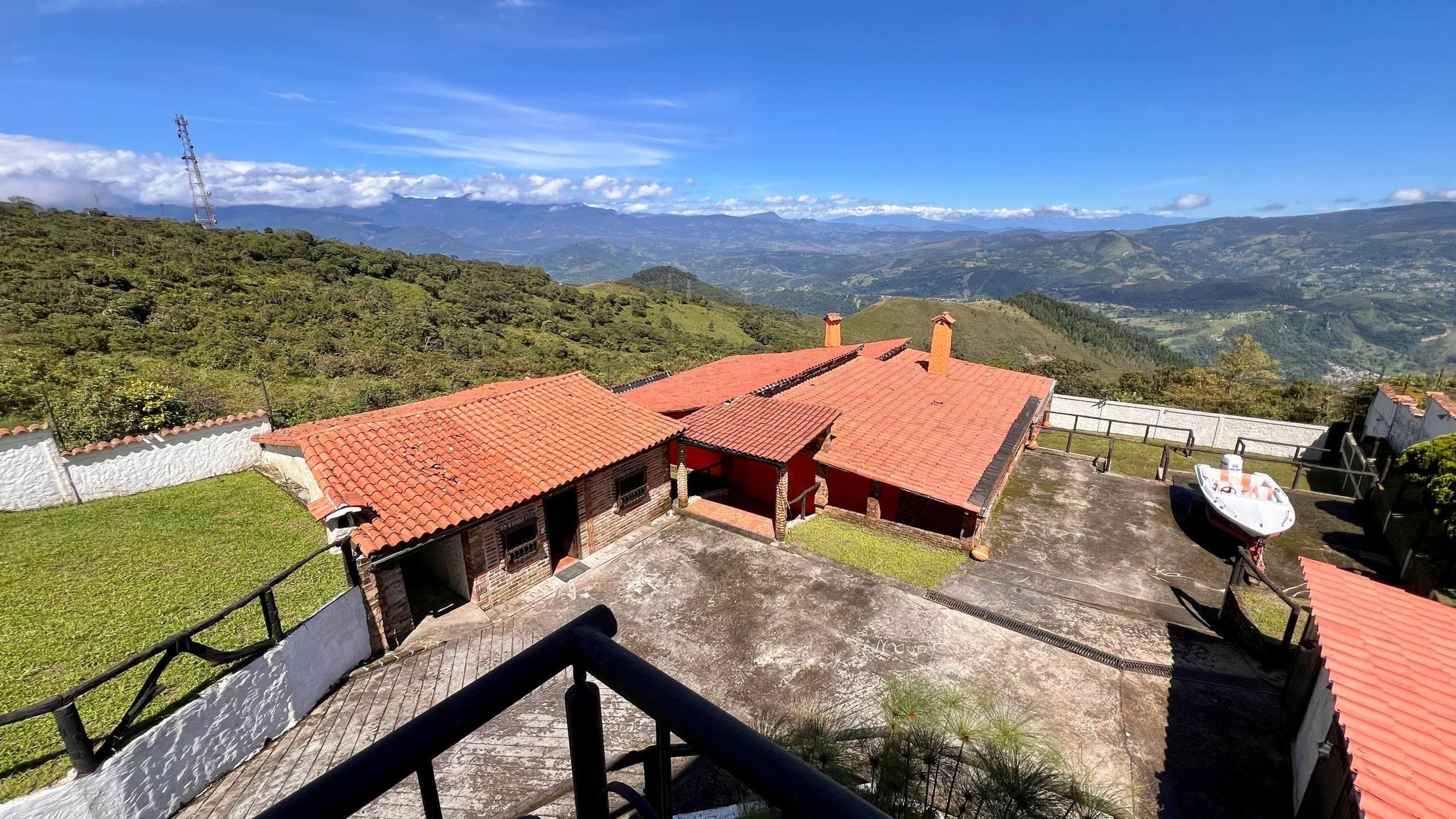 Imponente casa de campo de 4.926 m² en Loma del Viento ideal para desarrollo turístico — foto 16