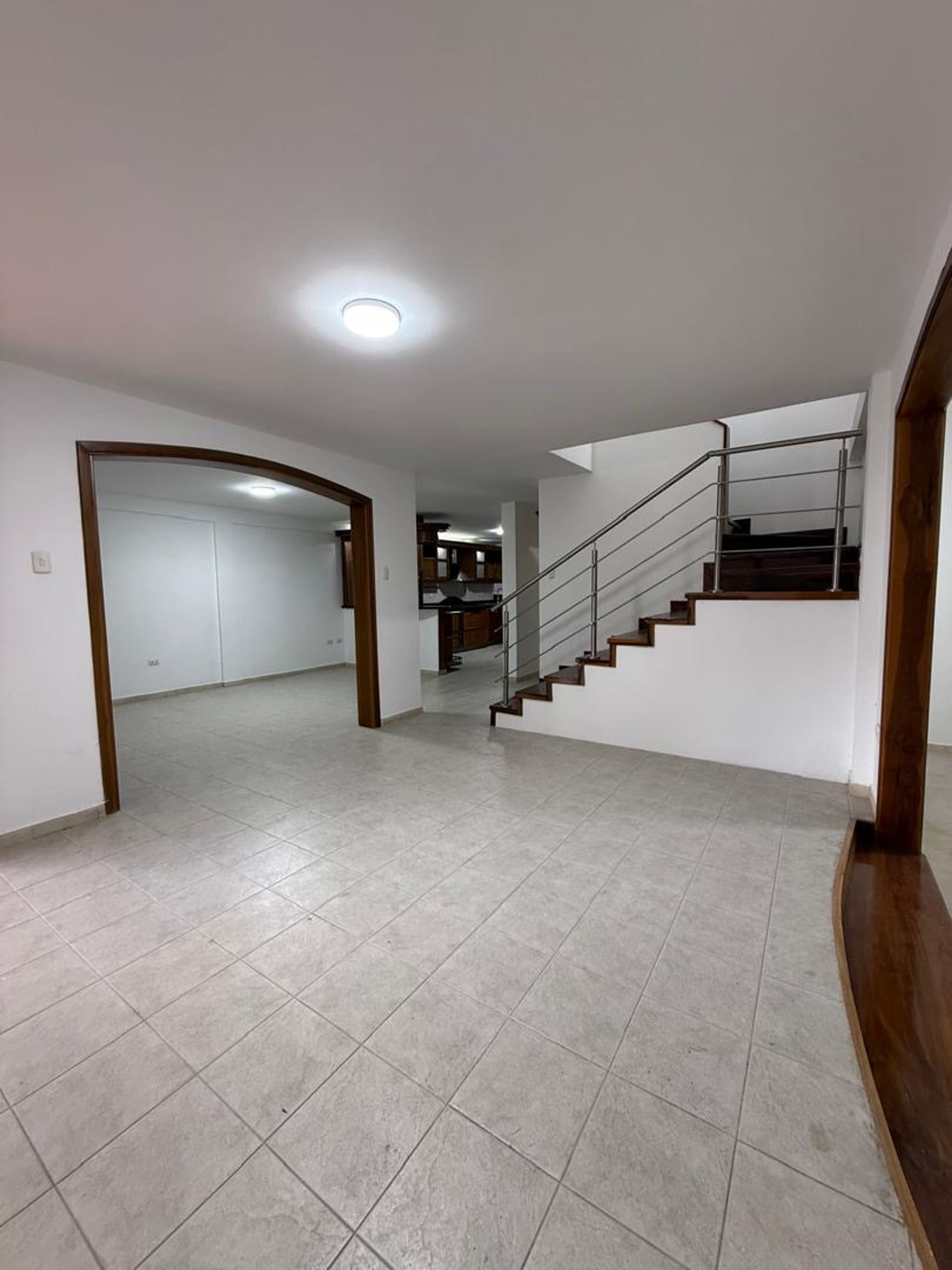 Casa semiamoblada en alquiler dentro de Residencias Doña Virginia — foto 2