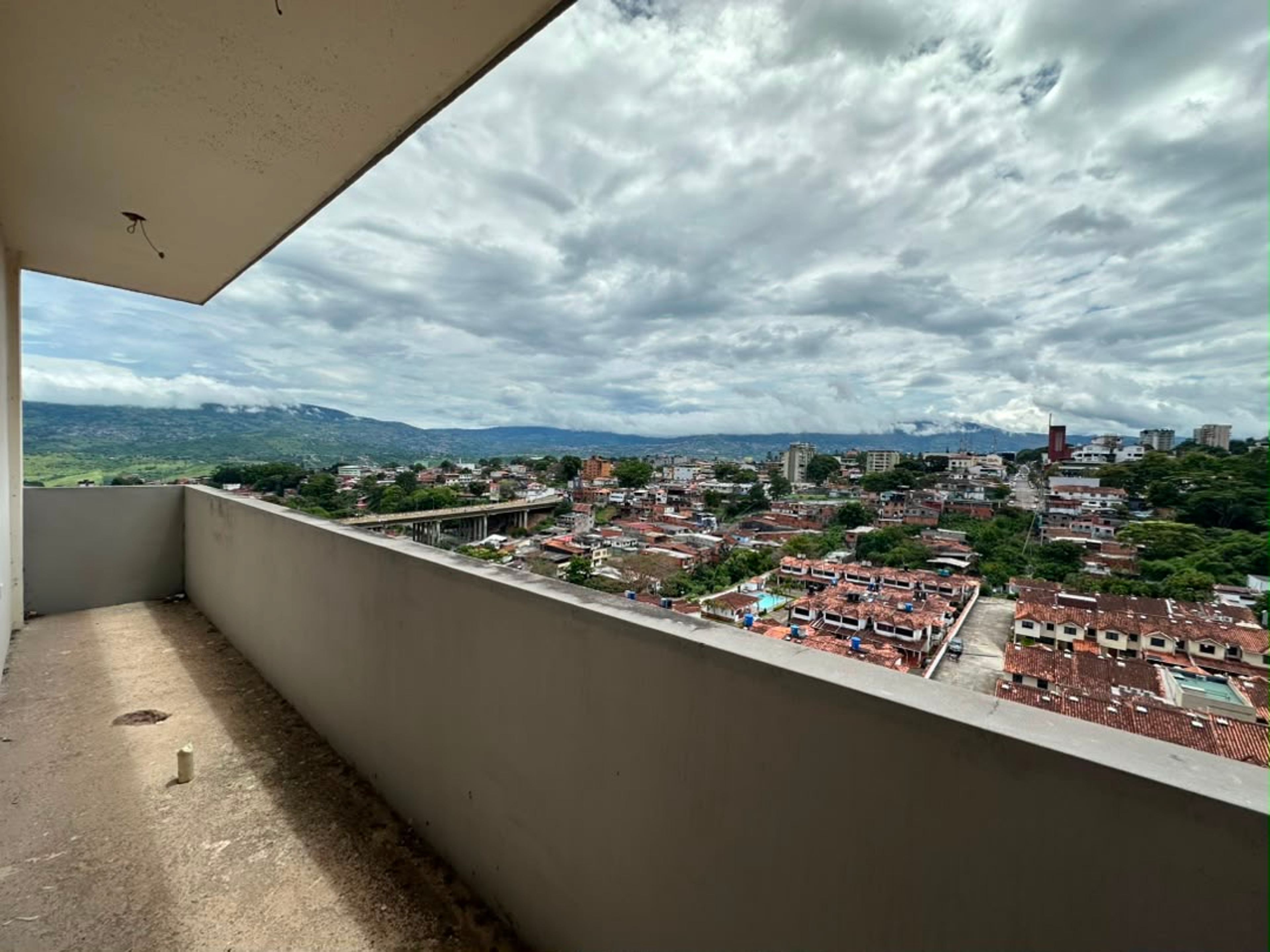 Apartamento en las Acacias con piscina y planta eléctrica  — foto 9