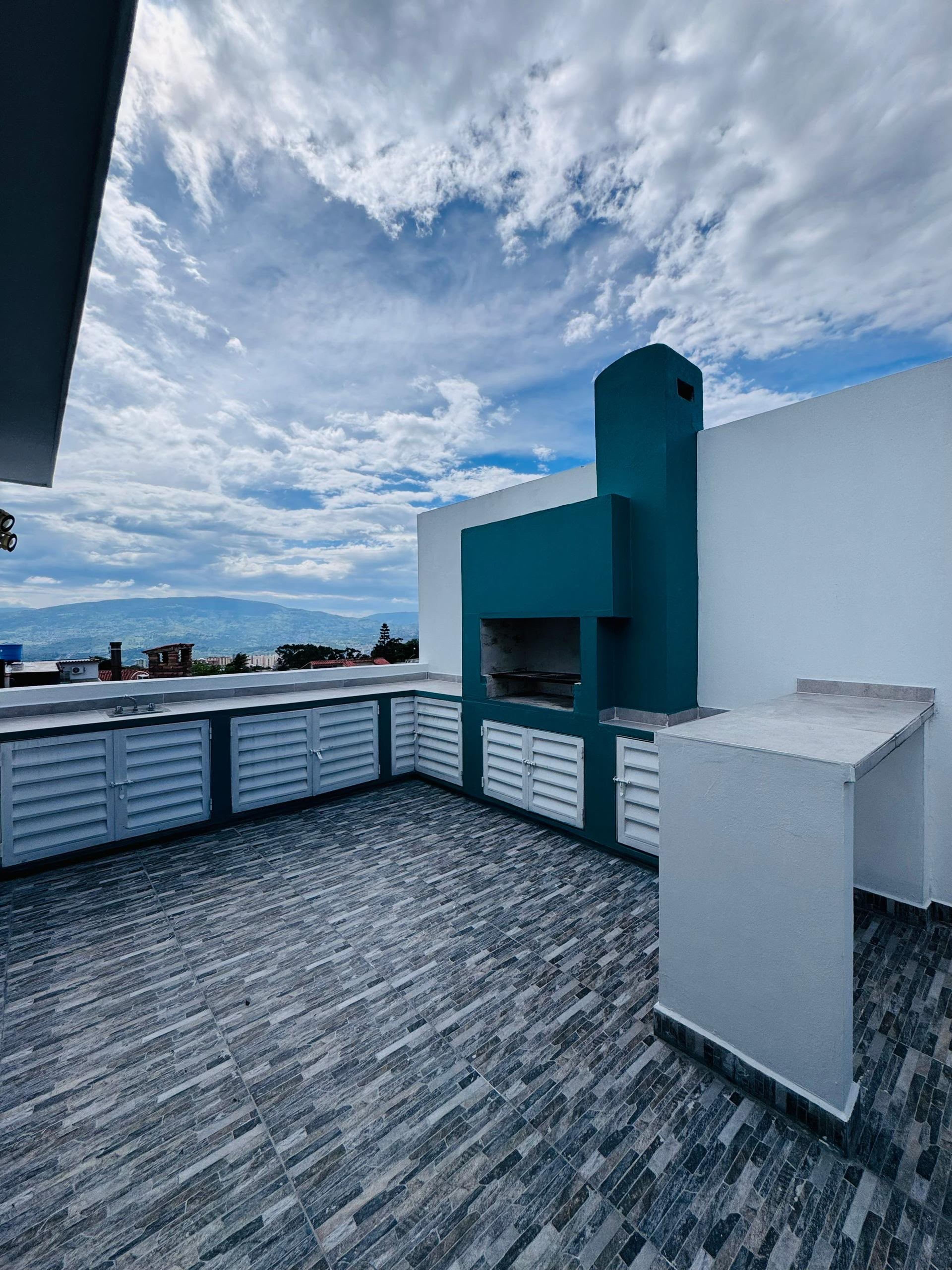 Casa de 3 niveles con piscina y cascada en Urb. Agua Clara — foto 8