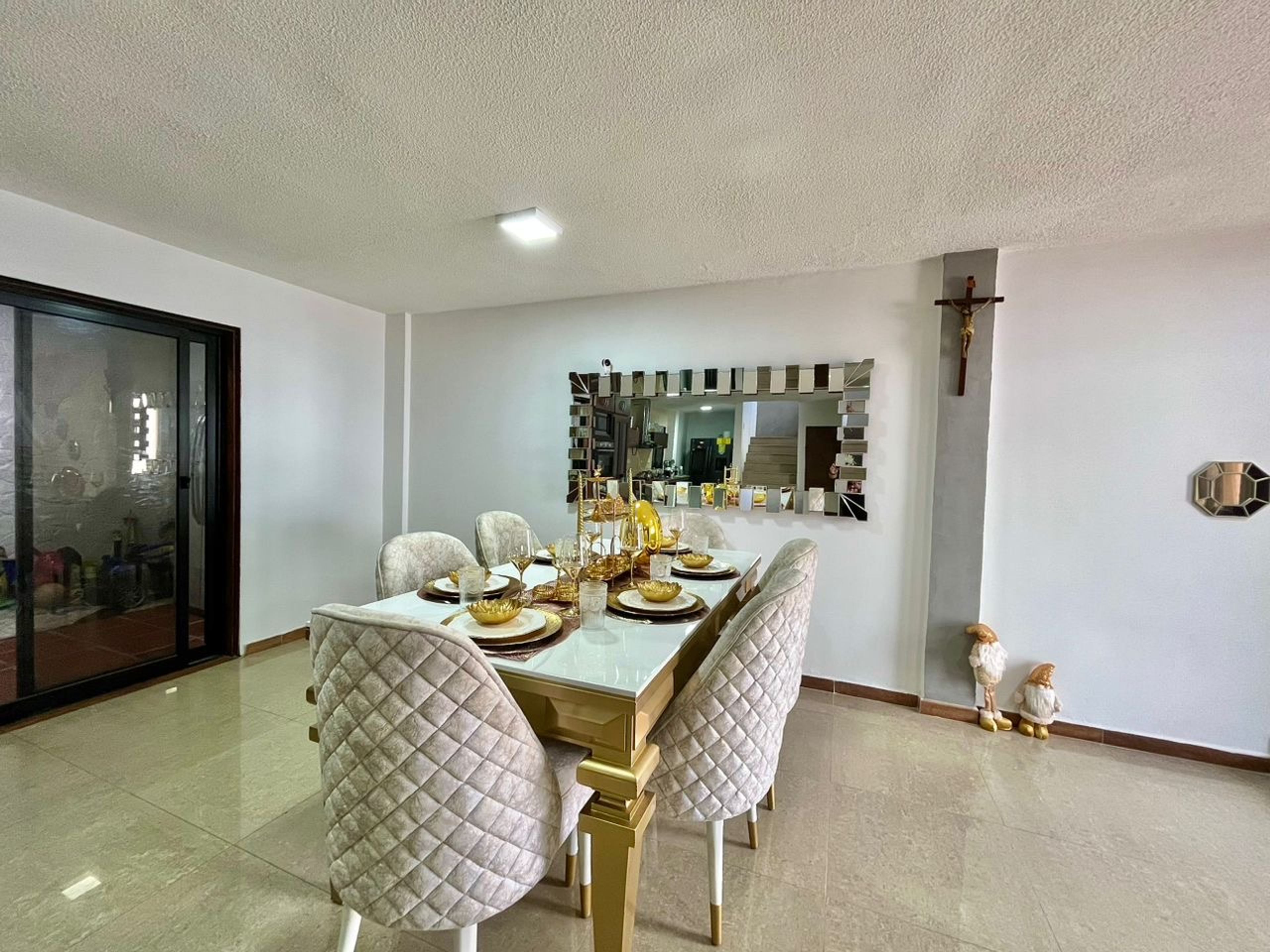 Casa en Pueblo Nuevo dentro de Urbanización Villa Moreno cerca de Garzón Plus — foto 14