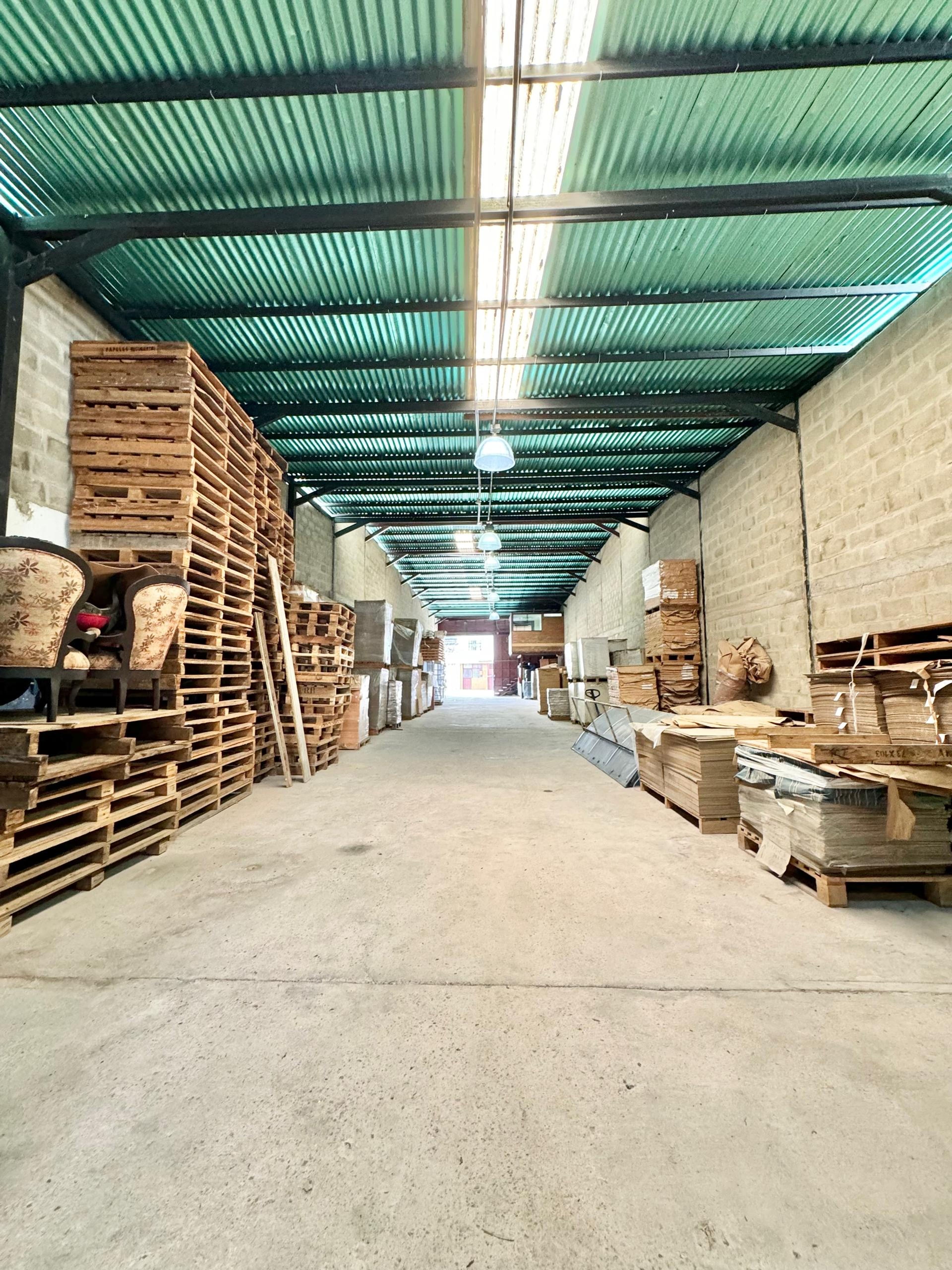 Local industrial o galpón en La Concordia, San Cristóbal — foto 3