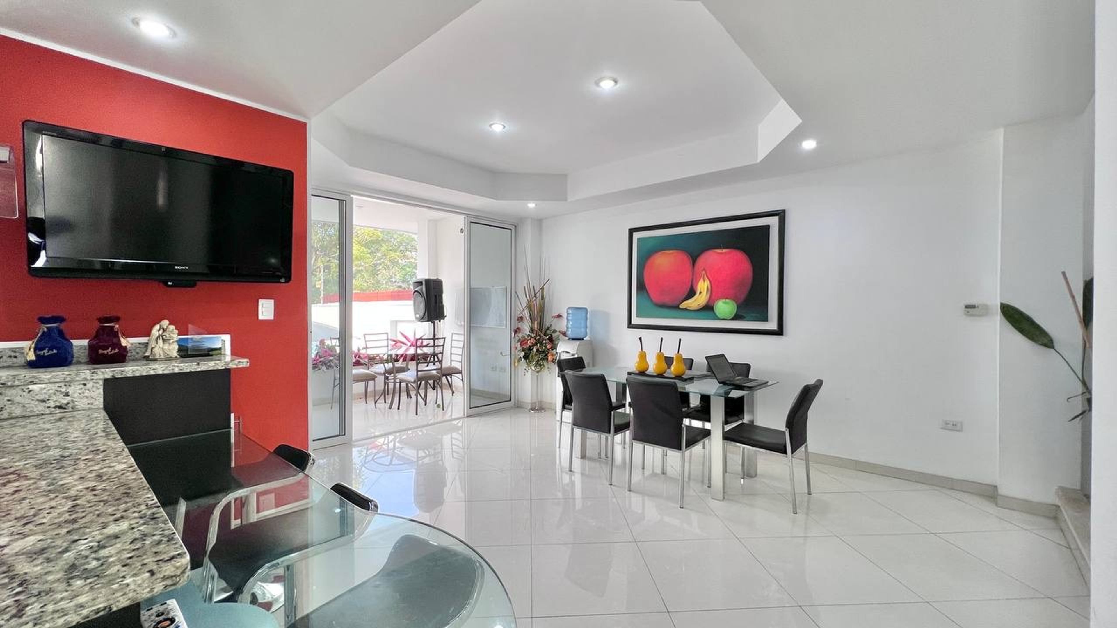 Casa moderna de 3 niveles con piscina climatizada en Urbanización Portofino — foto 9